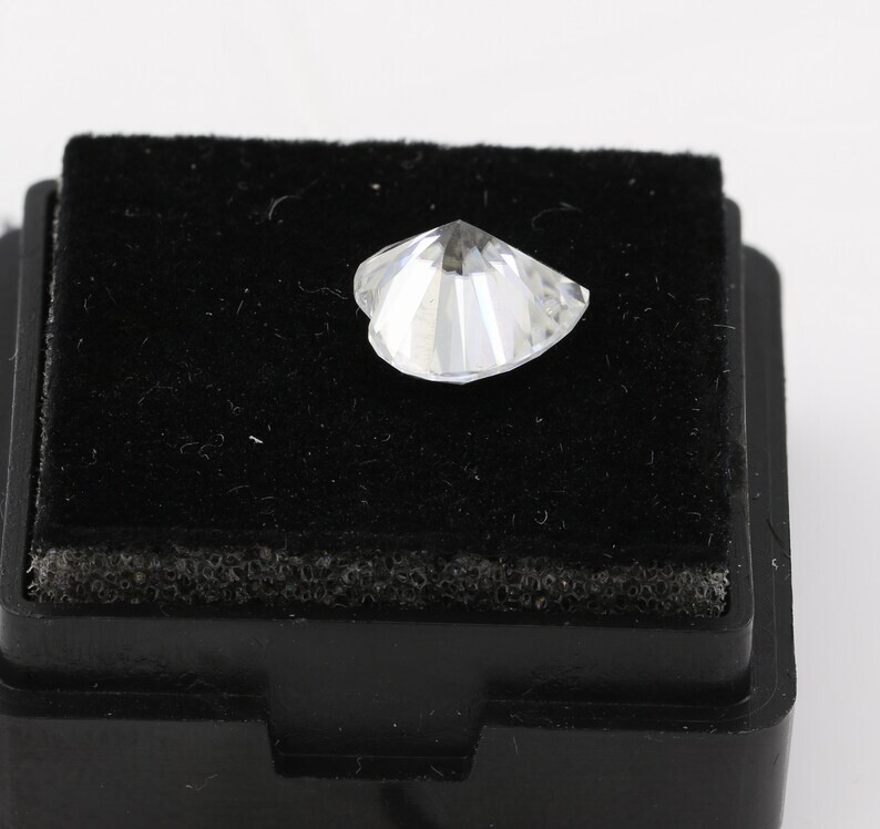 .90 CT Natural White Diamond Heart Shape VVS1 D Grade 1 Free Gift Certified D9