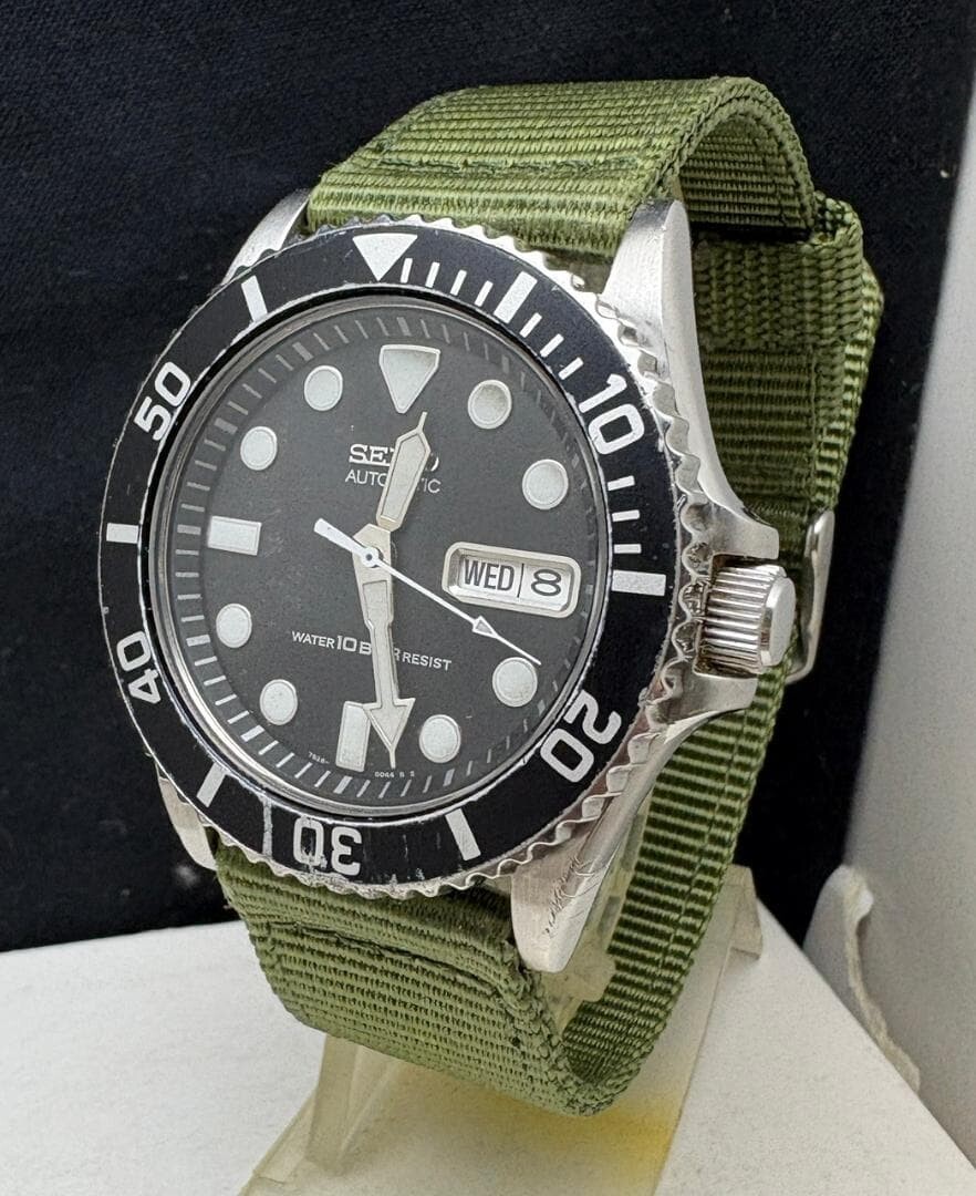 Seiko 7S26-0040 Men’s Diver Automatic Black Dial Day Date Watch 41mm Vintage