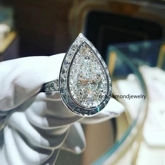 Simple & Beautiful 18.4CT Pear, Square & Round Shape Cubic Zirconia Wedding Ring