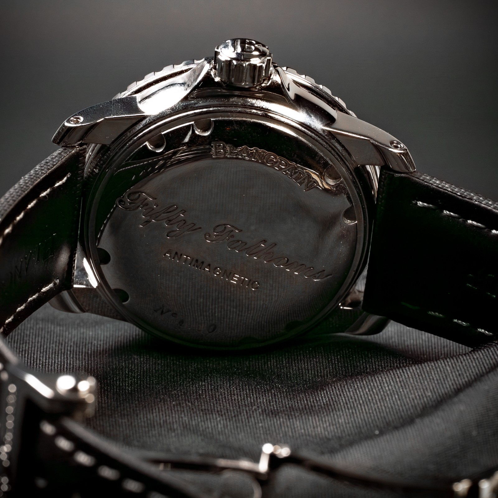 Blancpain Fifty Fathoms 45mm Black Dial 5015-1130-52 Complete – Deployant Clasp