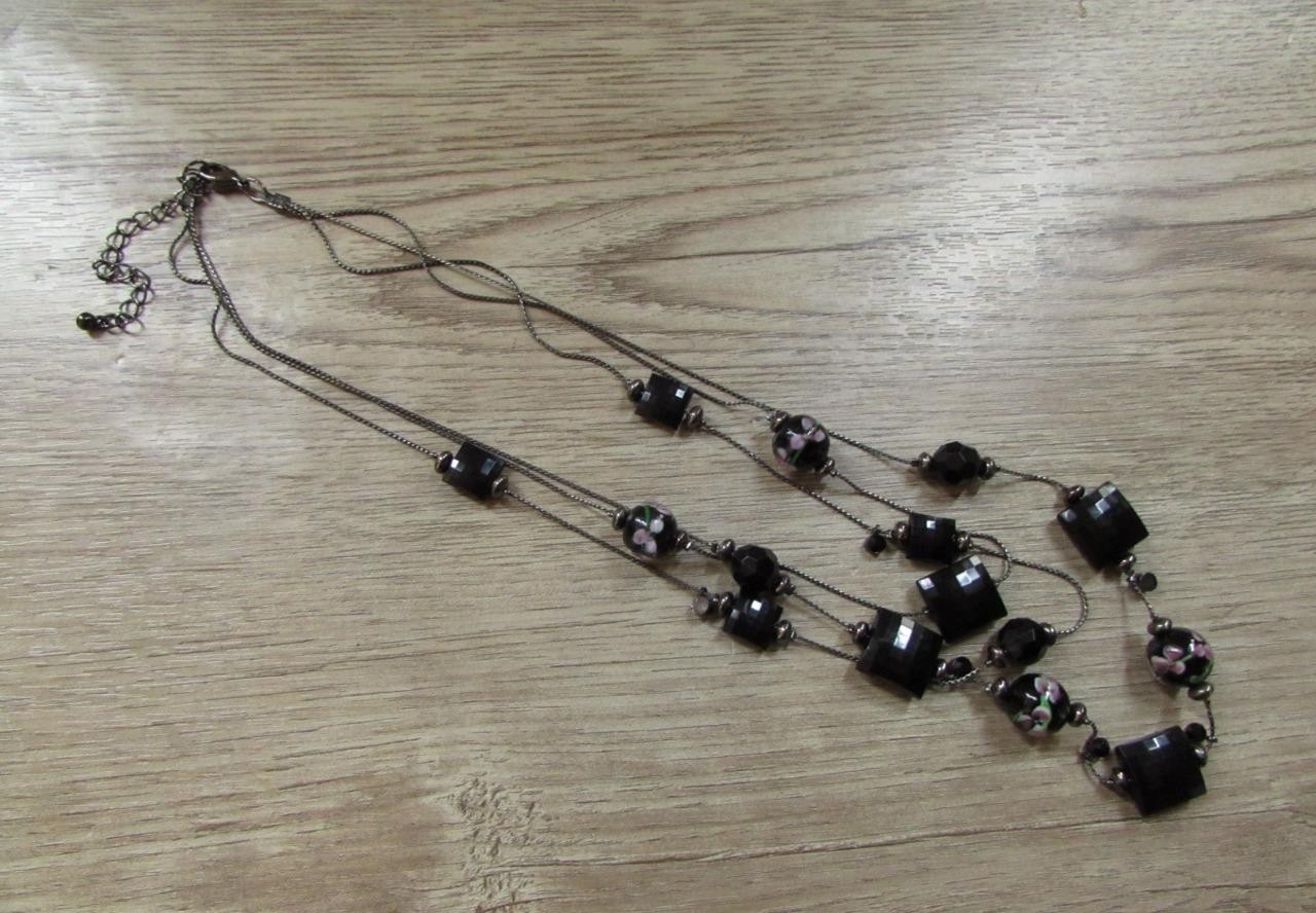 Multi-Strand Black Beaded Necklace Square Round Beads w/ Floral Pattern 20″