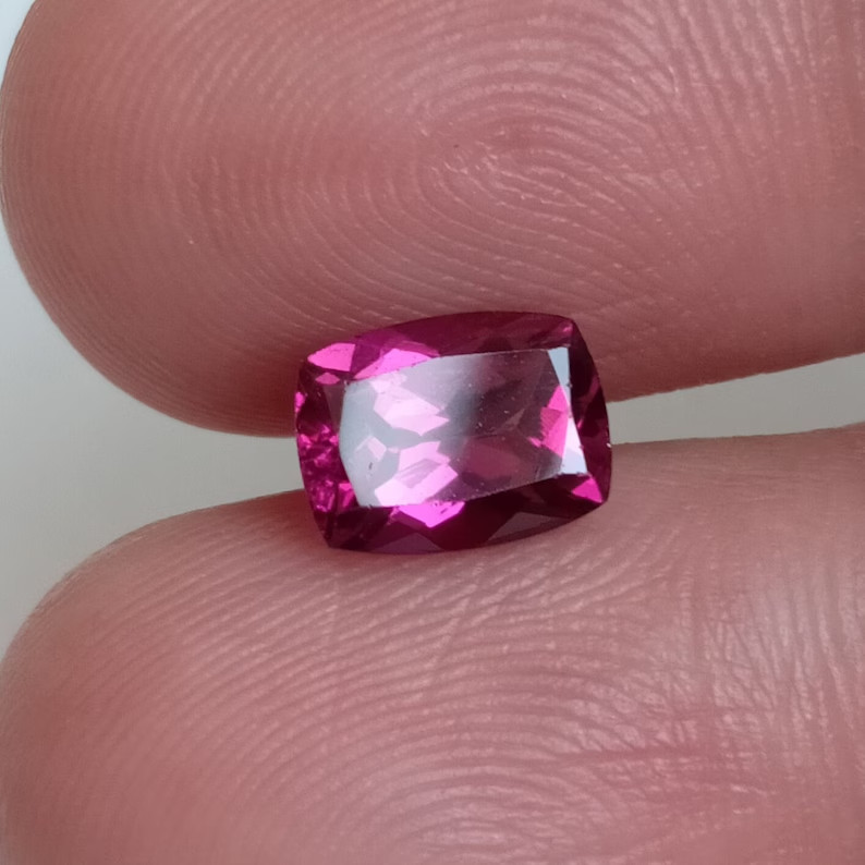 Natural Pyrope Almandine Rhodolite Cushion Cut Loose Gemstone AGR Certified 2 Ct