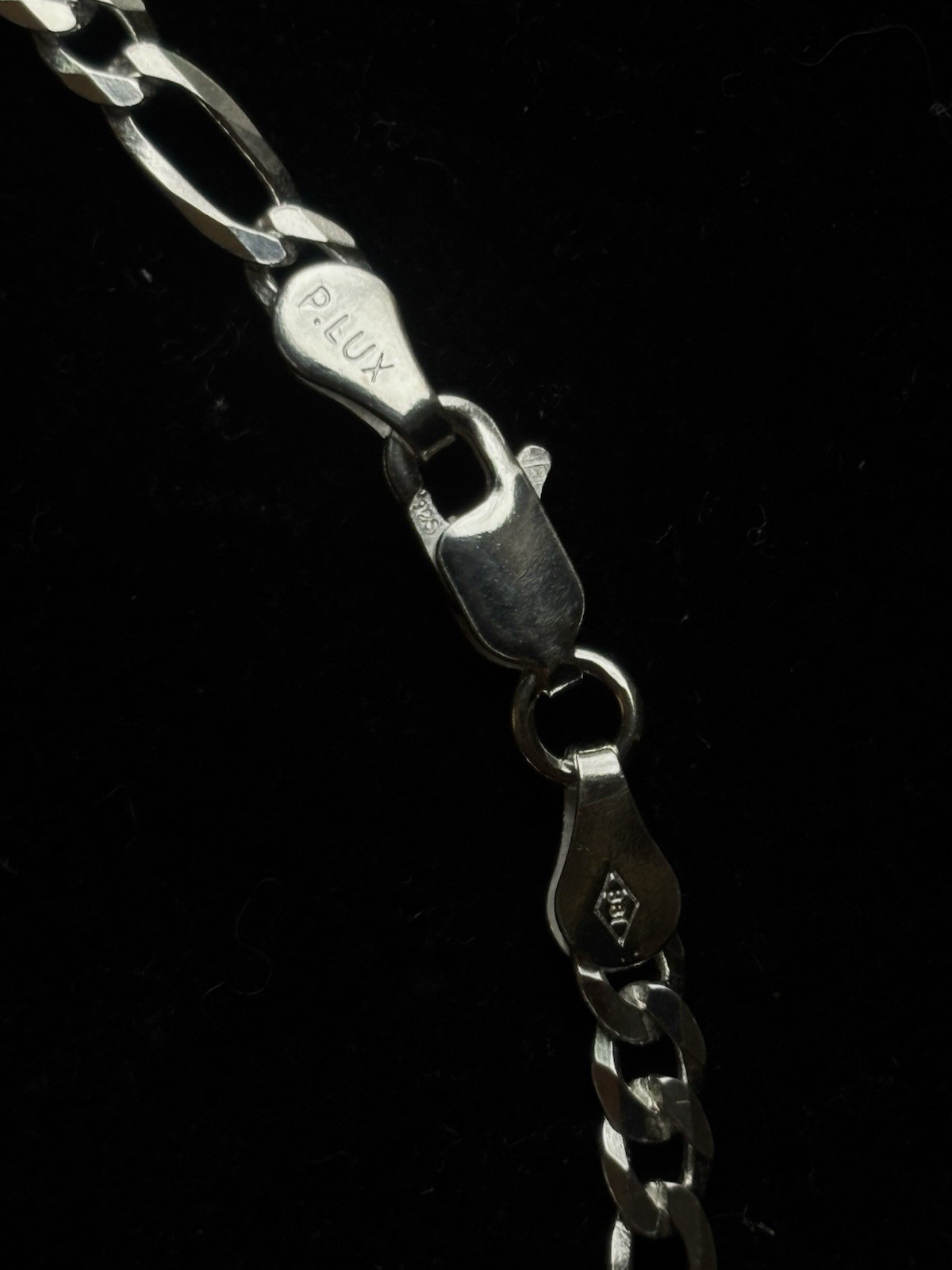 925 Silver 4mm Figaro Chain 22” Inches 9.3 Grams