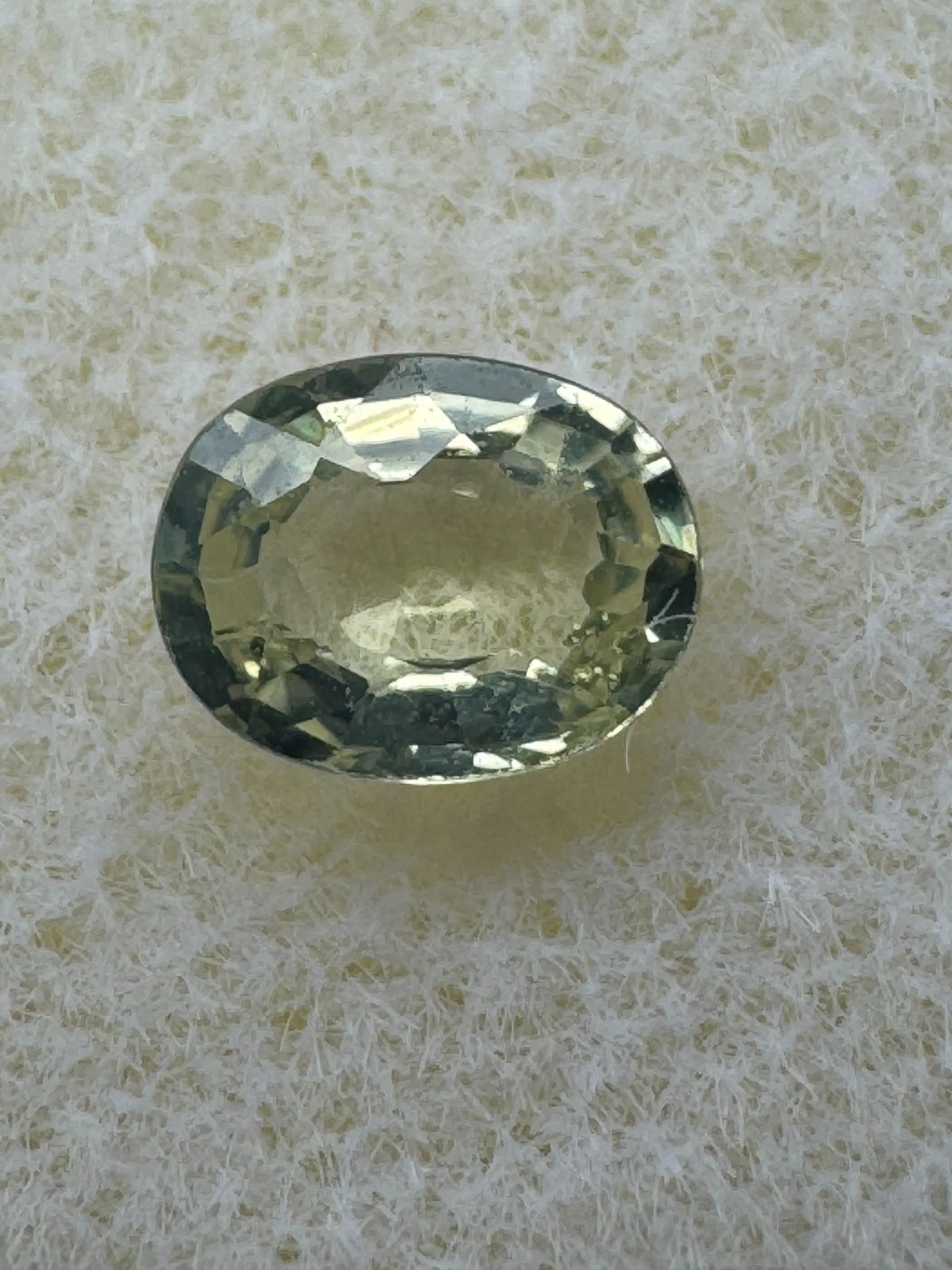 Lemon Green CHRYSOBERYL, 0.48 Carat, 5.5 x 4mm, Oval, Clean Natural Gem. #118