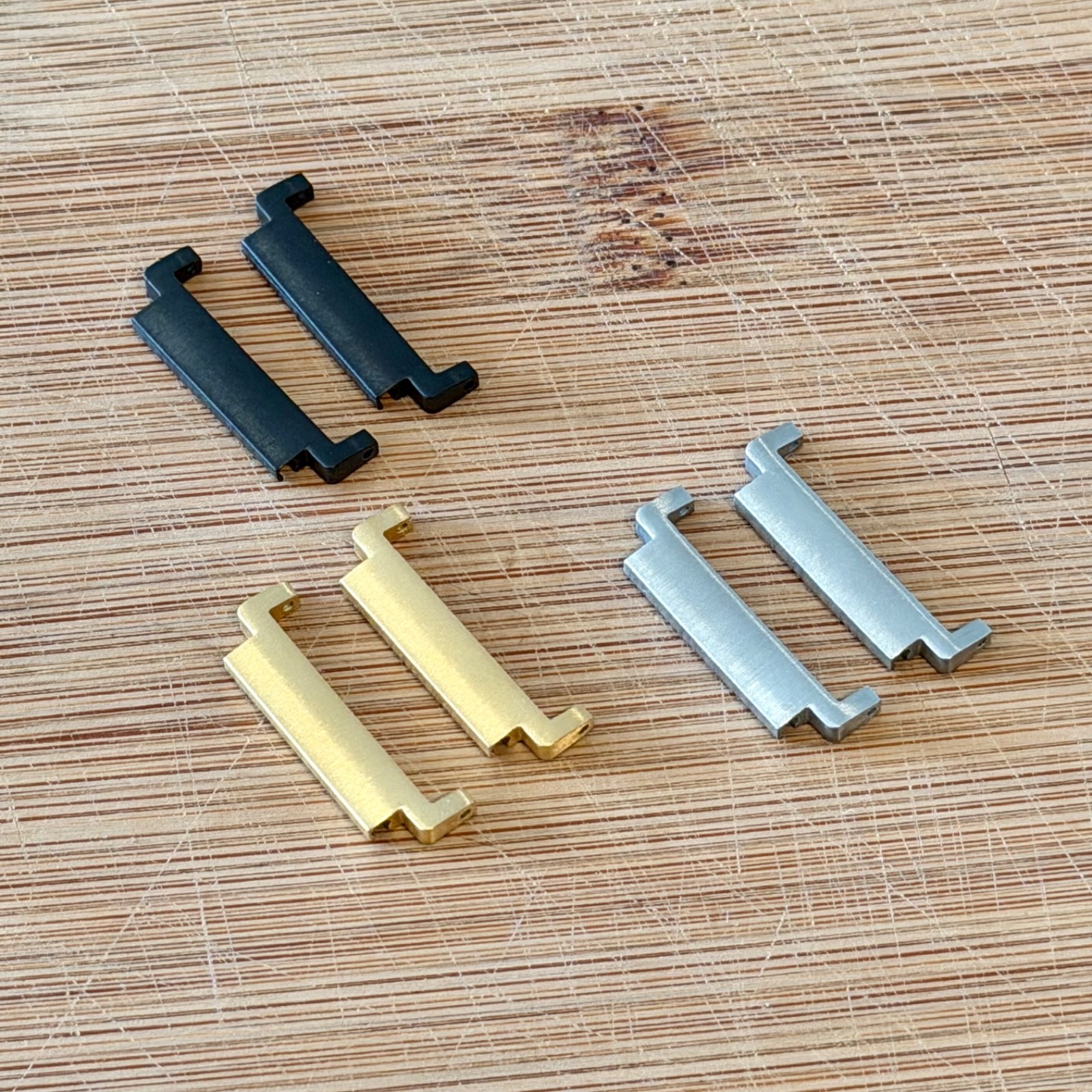 20mm to 22mm Convertors Watch Band Connectors Gold, Silver, Black Strap Adapters