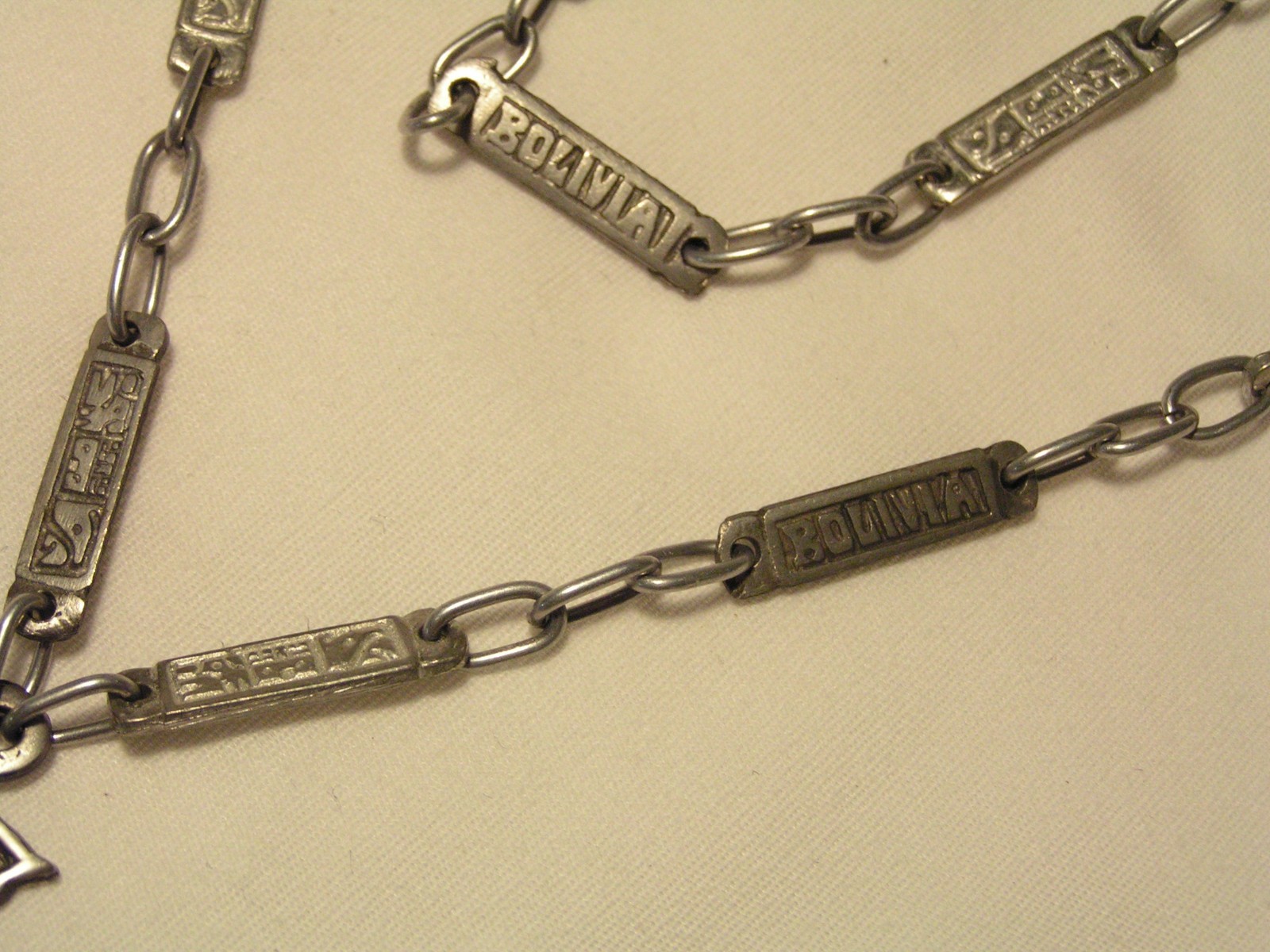 …Vintage Unusual Bolivia & Cross Pendant Necklace…