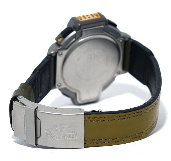 Box Good Condition CASIO PRO TREK PRT 400 Triple Sensor Quartz Men’s