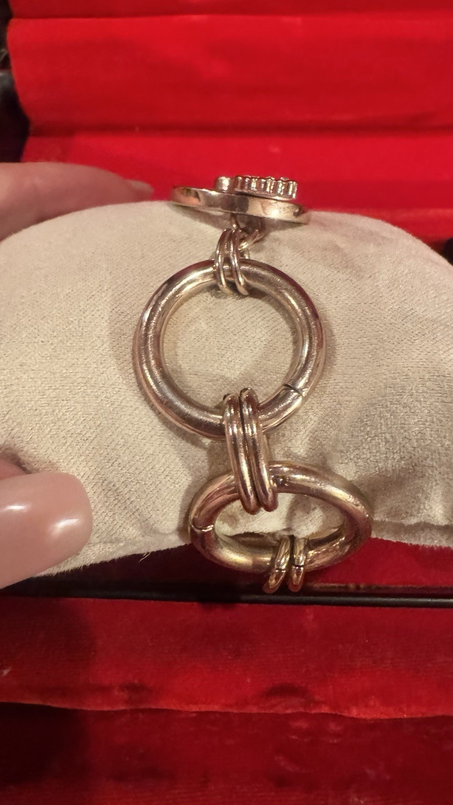 Victorias Secret Rose Gold Tone Round Link Toggle Chain Bracelet Angel