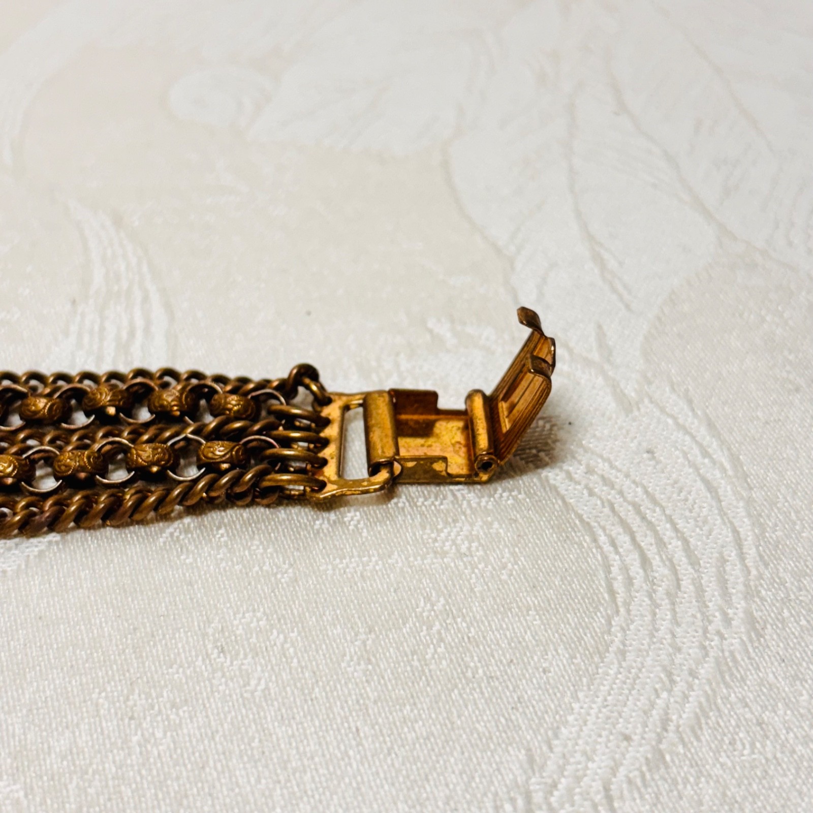 BRACELET brass metal five cable curb chains fold over clasp vintage 6 1/4″ circ