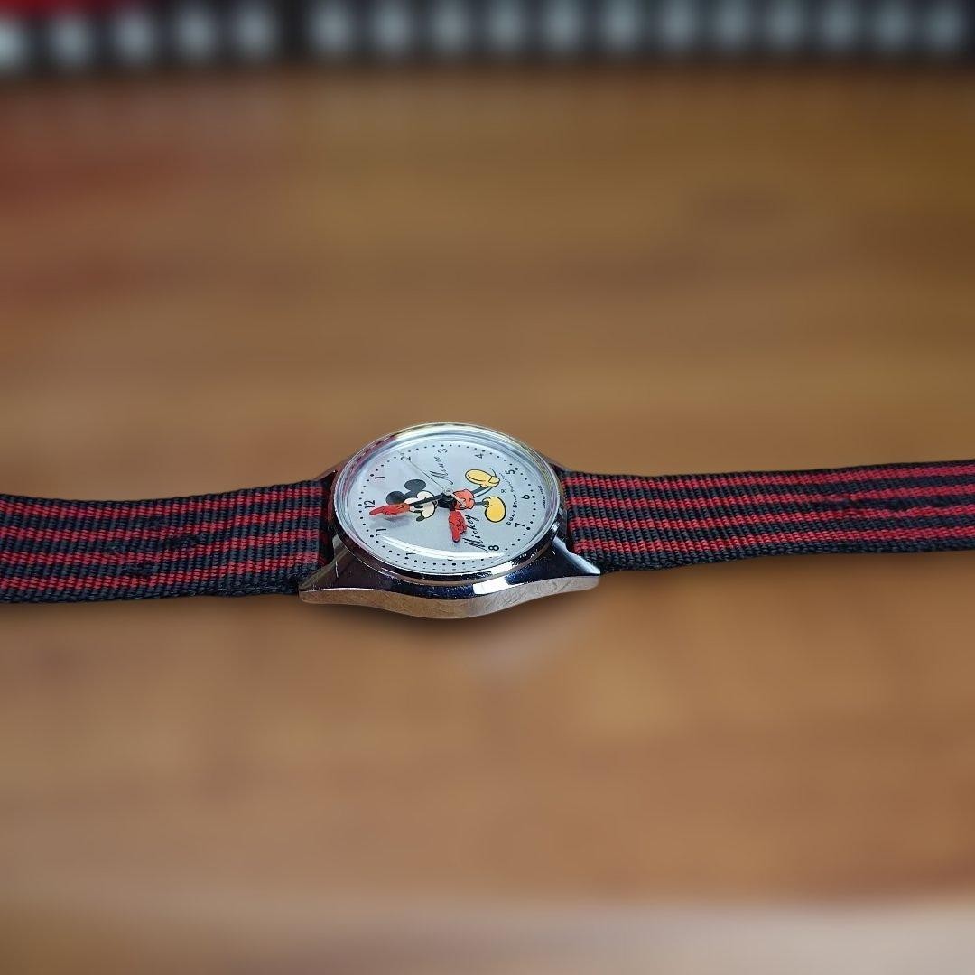 SEIKO Disney Time Mickey Mouse Manual 3.4mm Silver Dial 1970s Wristwatch