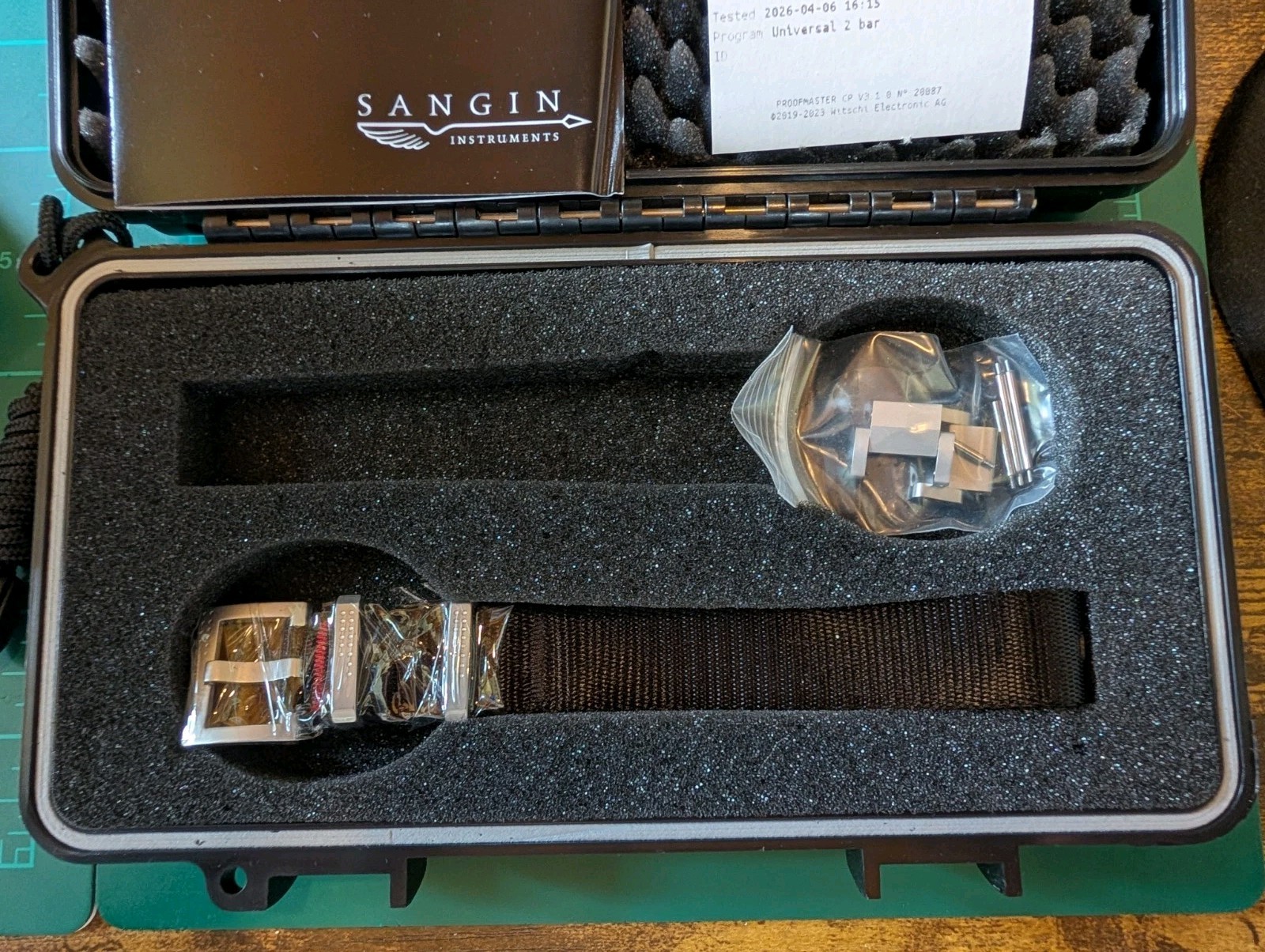 Sangin Instruments Kinetic II Pilot GMT Men’s Watch. 200m Water Resistant.