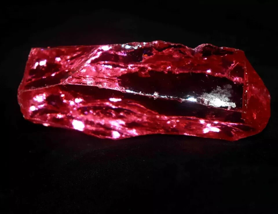 Earth Mined Natural Pink Sapphire 450-680 Ct Uncut Raw Rough Gemstone Russia
