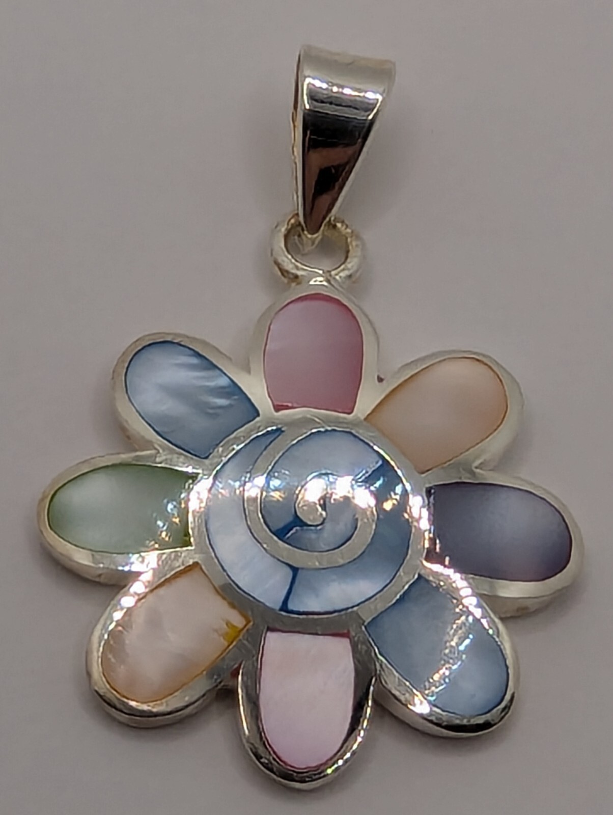 Sterling Silver Pendant With Shell Inlay. Flower With Swirl Design. 8.8 Grams.