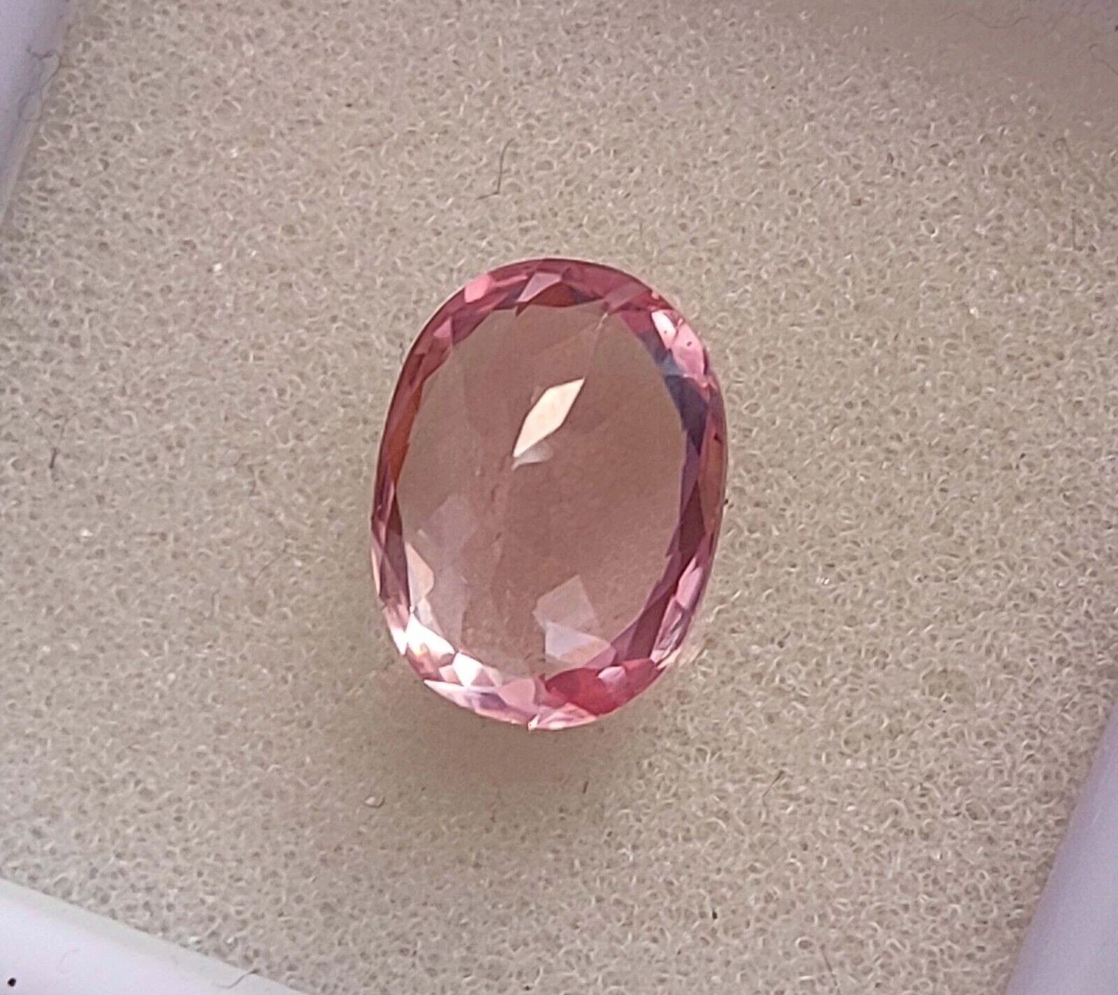 Oval Cut Elegant 13.60 Ct Natural Ceylon Padparadscha Sapphire Loose Gemstone