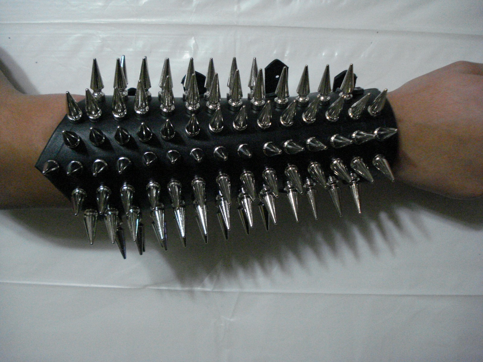 LEATHER UNISEX SPIKE GAUNTLET.BLACK METAL ….(MDLUG0257)…. FORGOTTEN TOMB