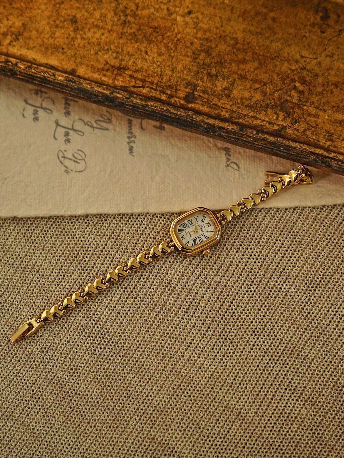 Gold French Vintage Style Unique Heart Band Dainty Women’s Wrist Watch