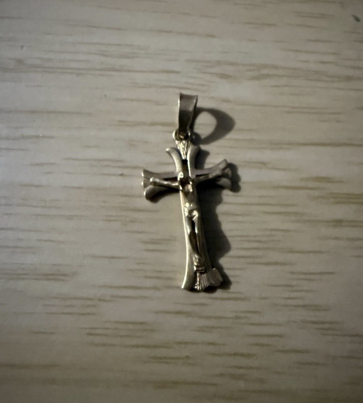 Solid 14k yellow gold unique Cross/Crucifix pendant charm 3.23 Grams