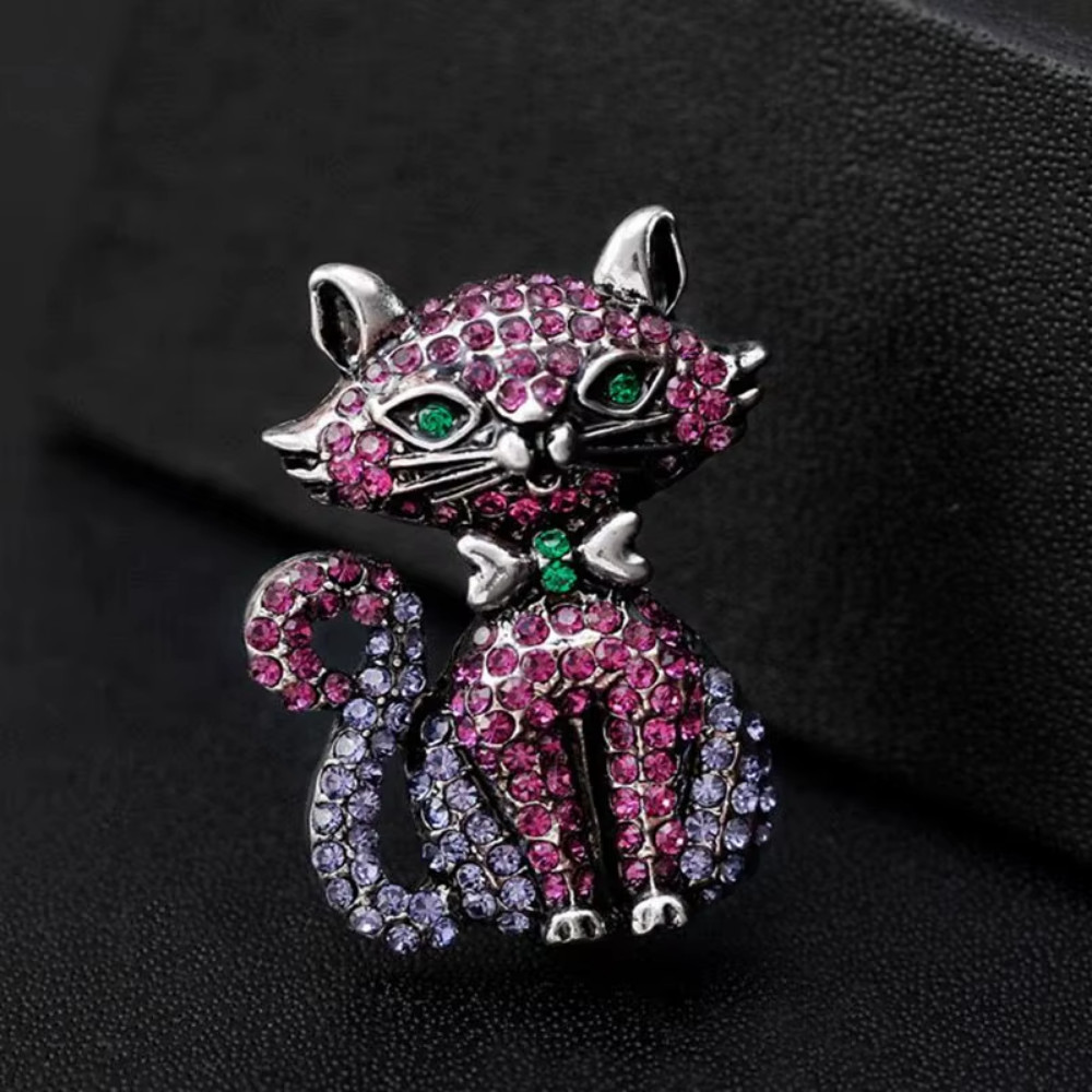 Sparkling Rhinestone Cat Brooch Animal Silver Pin Spring Summer Jewelry Gift