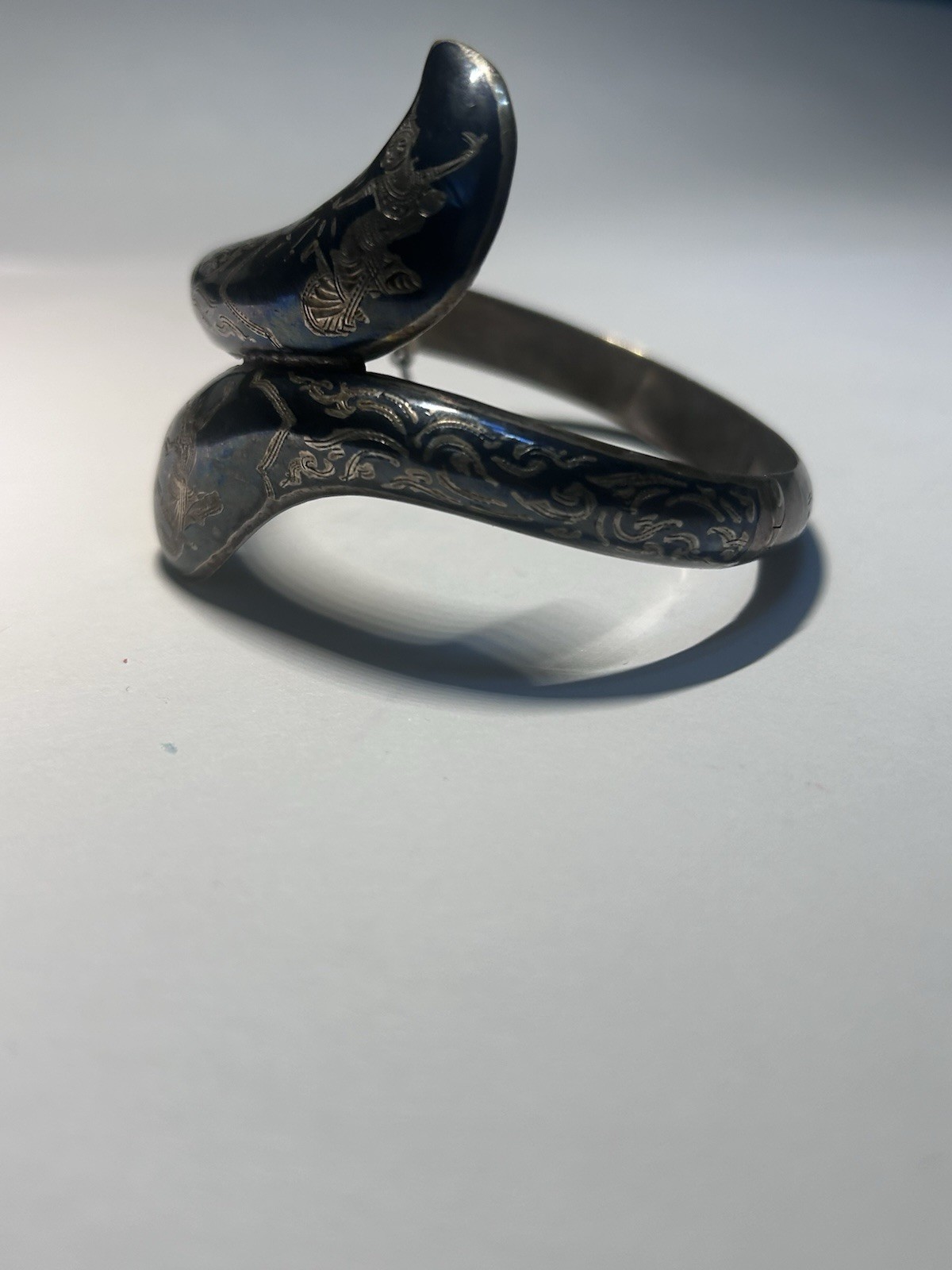 Sterling Vintage Engraved Cuff Bracelet 925 Silver Push Lock