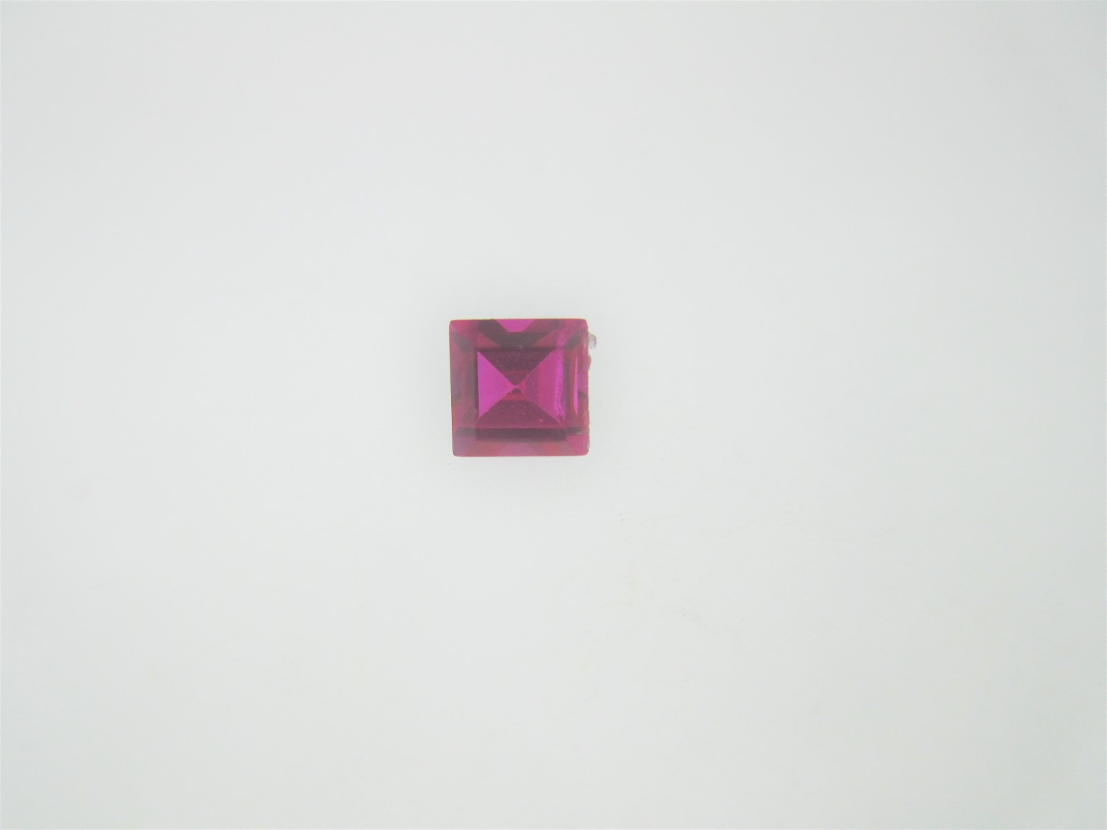 .16ct Loose Princess Cut Lab Created Ruby Gemstone 3 x 3mm