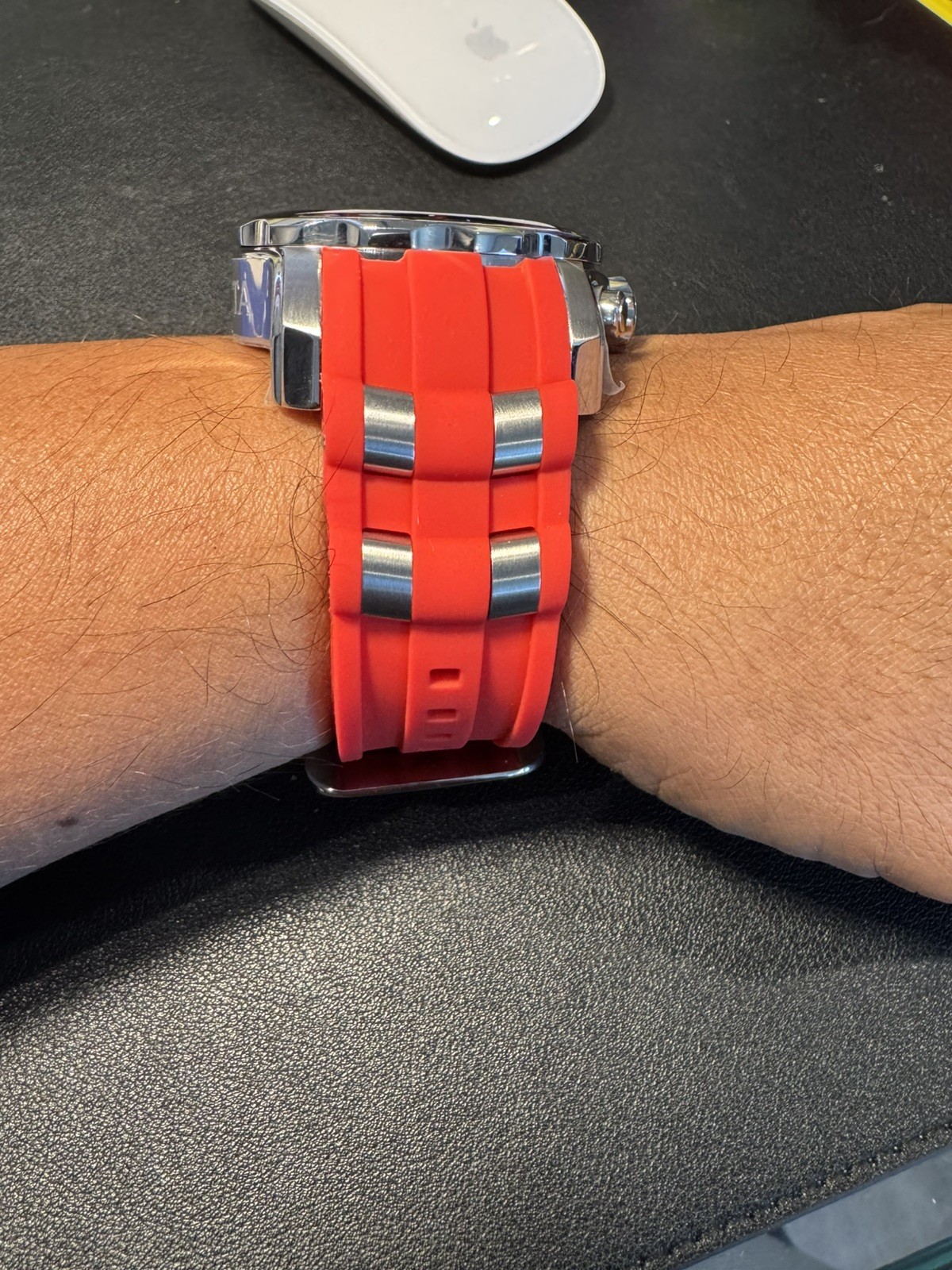 New Invicta Men PRO DIVER CHRONOGRAPH BLACK Dial Silver RED Strap SS Watch