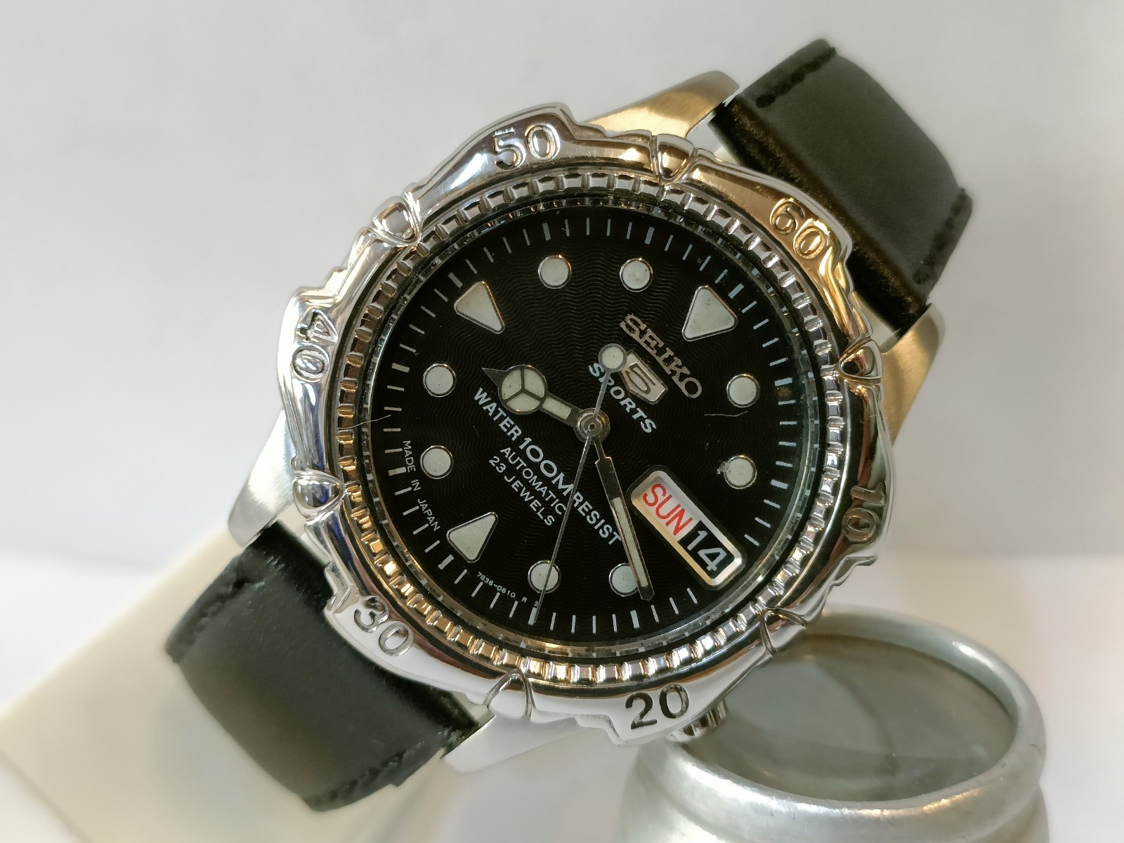 VINTAGE SEIKO 5 SPORTS AUTOMATIC BLACK DIAL 7S36 JAPAN MEN’S WORKING