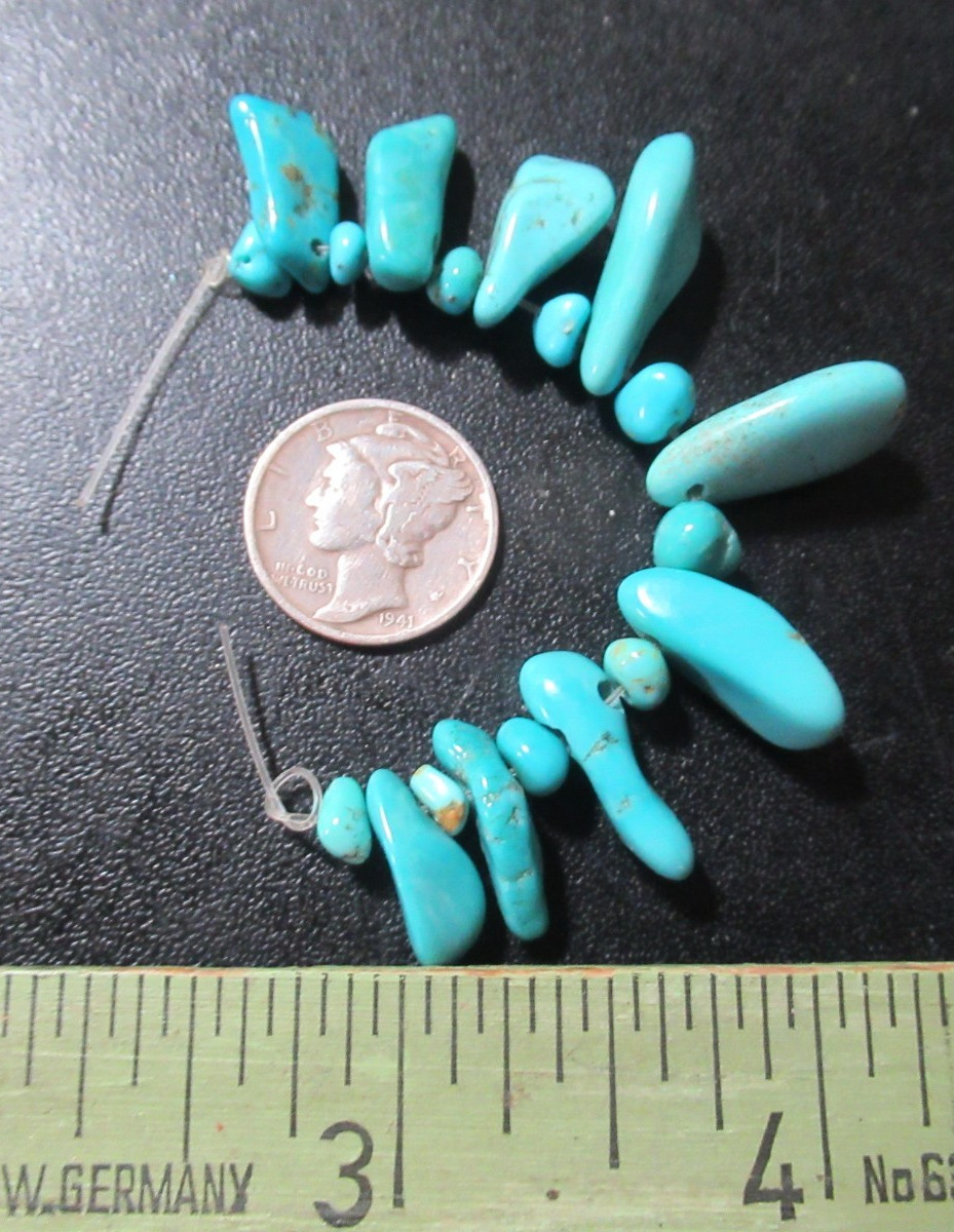 9 KINGMAN TURQUOISE PENDANTS 13mm to 17mm & 10 SM NUGGETS 5mm to 7mm 50tcw #888