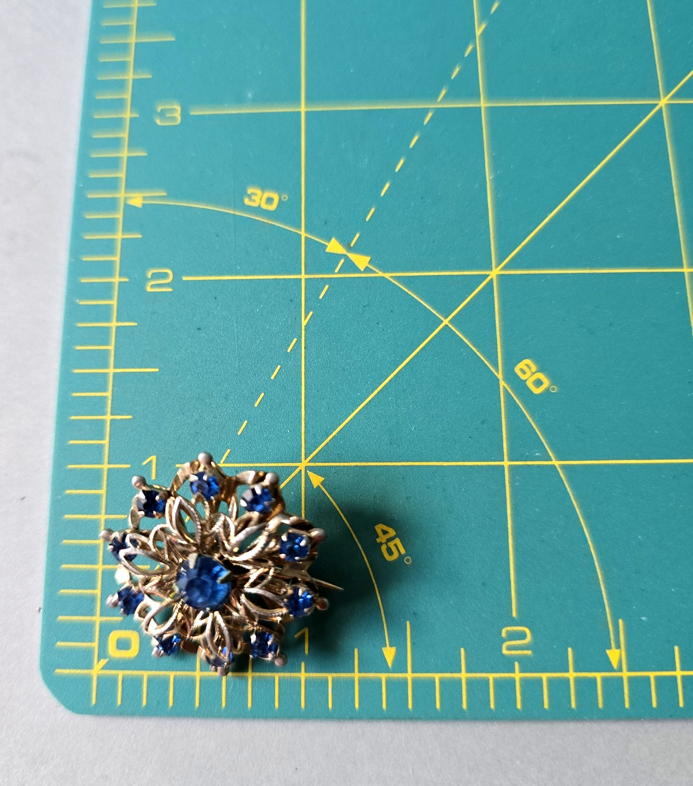Vintage Gold Tone Blue Glass Rhinestones Small Skater Pin Brooch