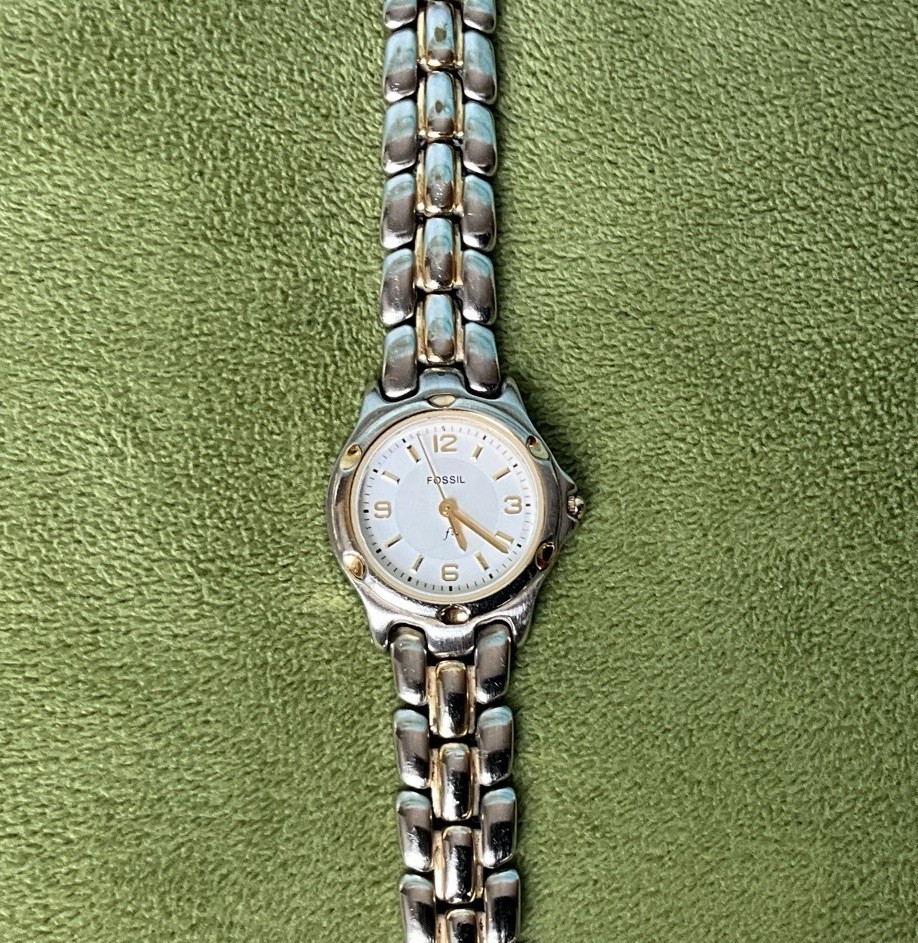 *New Battery* Fossil F2 Sports/Dress Silver and Gold Tone ES-8814 5.75inch