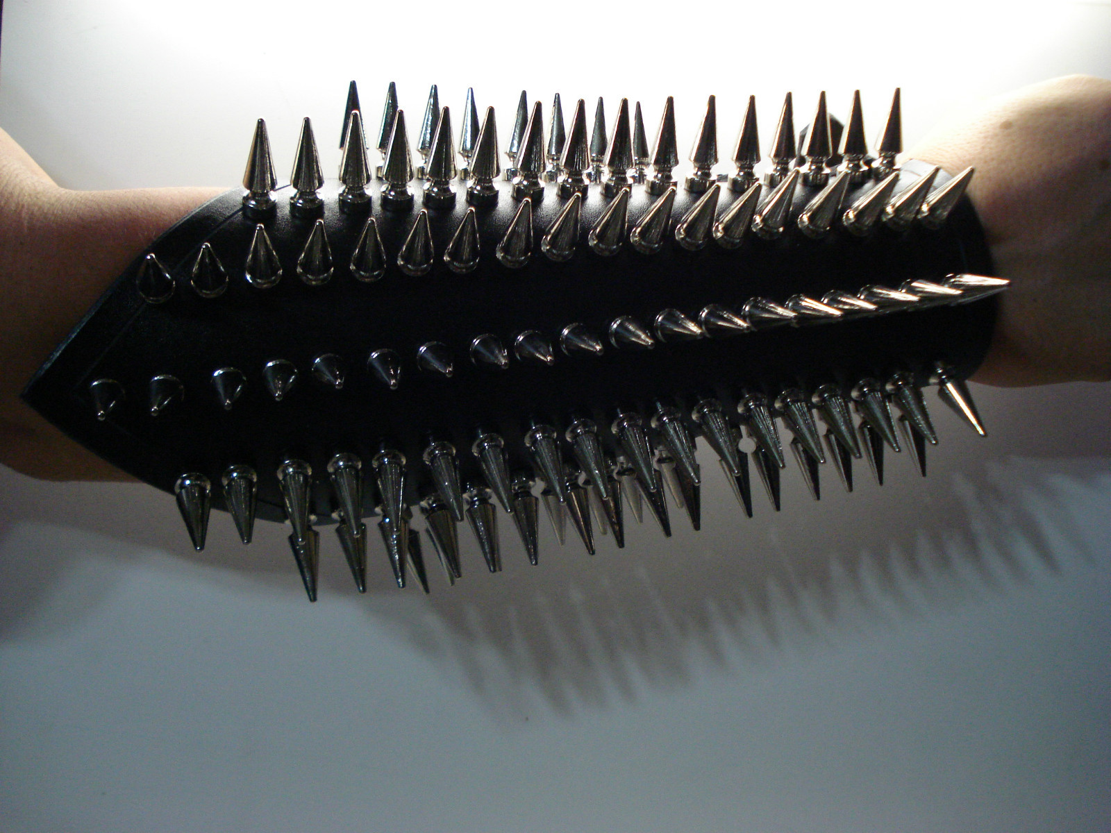 SATANIC WARMASTER LEATHER SPIKE GAUNTLETS.BLACK METAL…(MDLG0019)