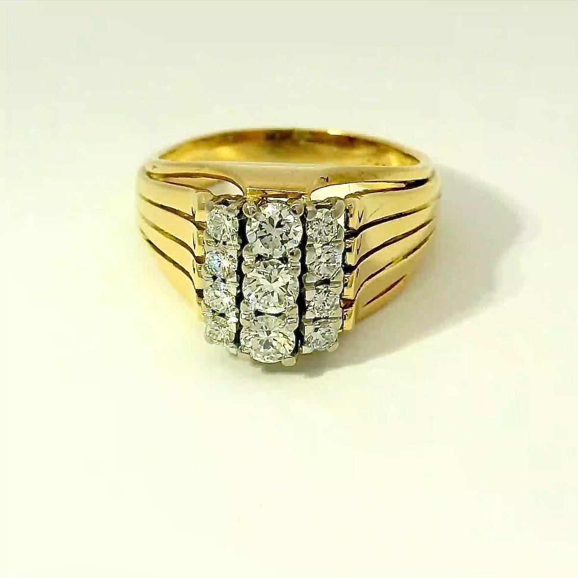 Ring 750 Gold 18 Carat Yellow and White Gold with Diamonds Vintage Handmade
