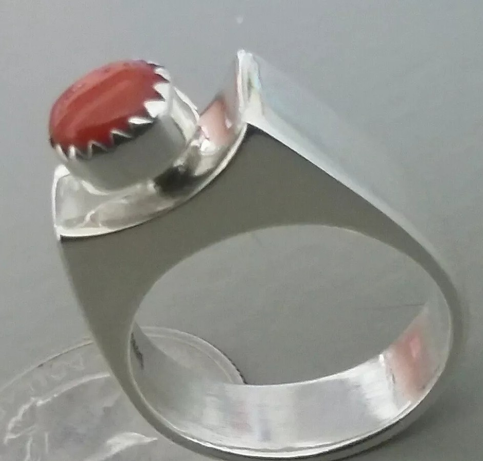 VINTAGE MITCHELL CALABAZA KEWA SINGLE SET MED. CORAL IN GEOMETRIC RING SZ. 6.5