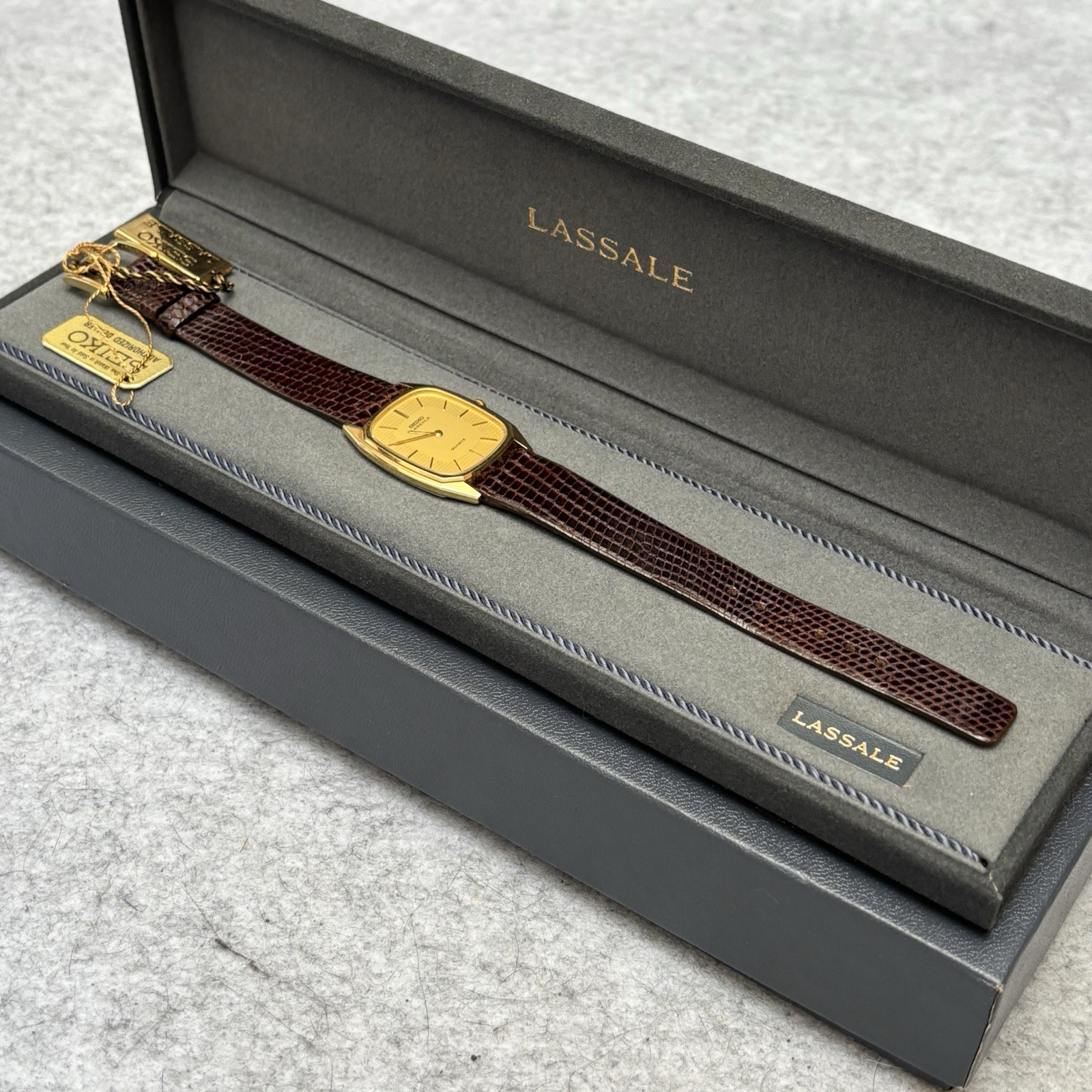 NOS Neo Vintage Seiko Lassale Tank Watch Men 28mm Gold Tone 6020-5839 – New Bat