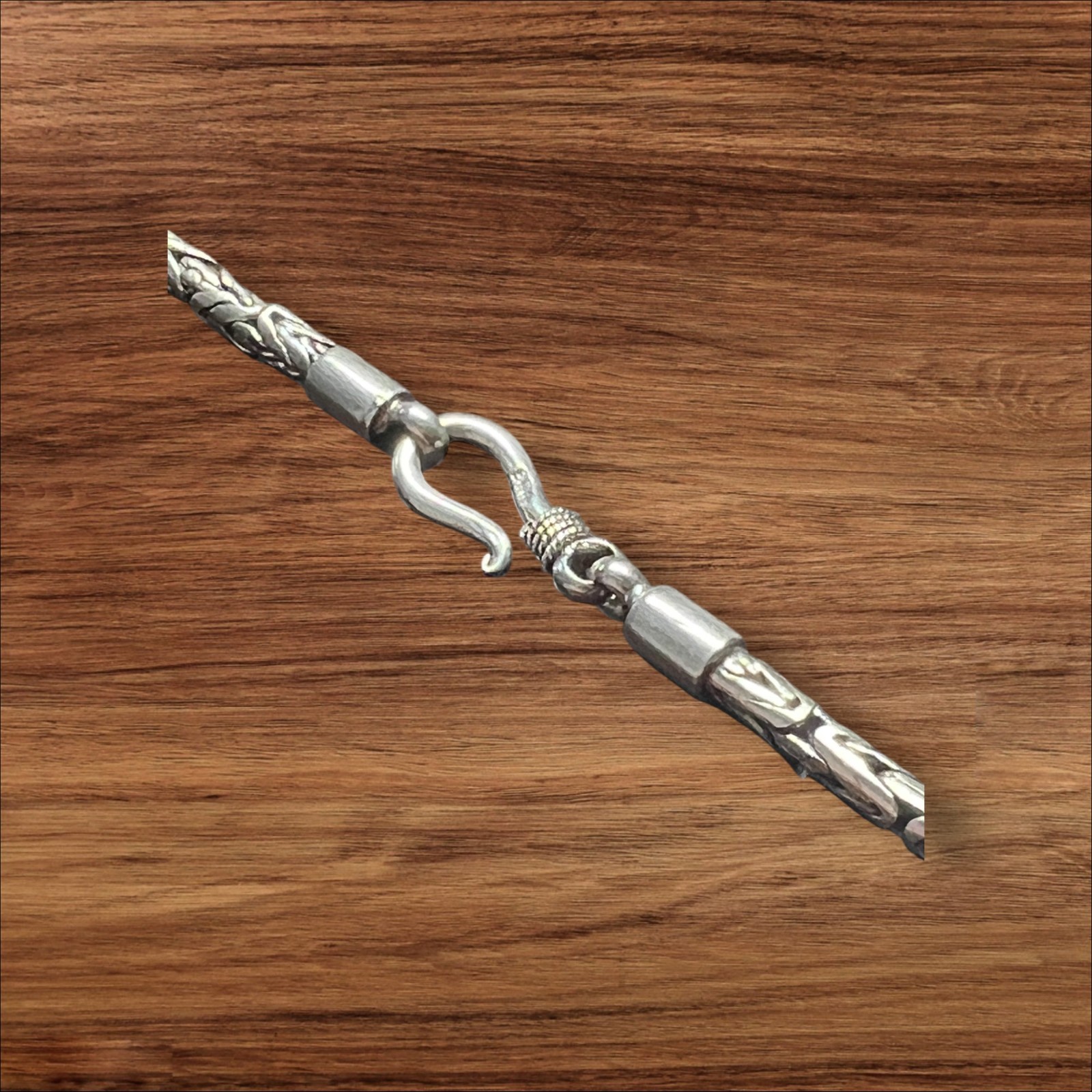 Necklace Byzantine 22 in Sterling Silver 925 Bali Style 2.5 mm with Hook Clasp.
