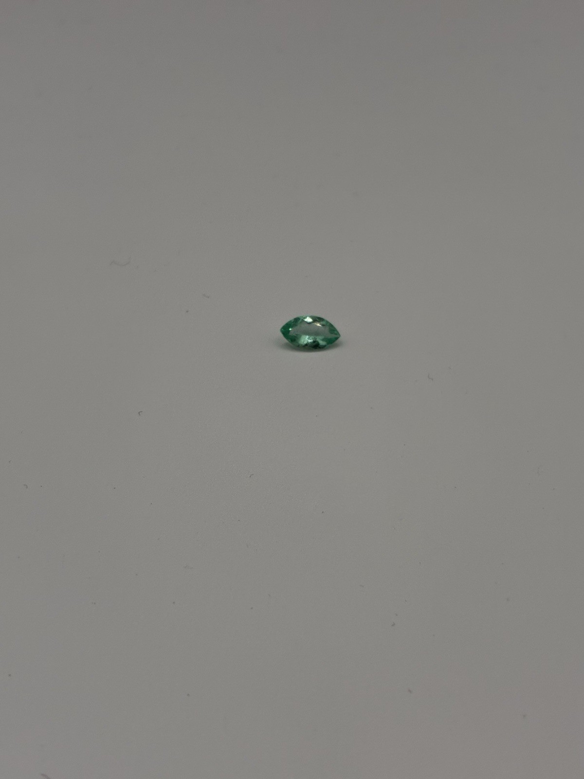Colombian Emerald, Certified 0.47 CT 7.83×4.60×2.70 mm Marquise Cut