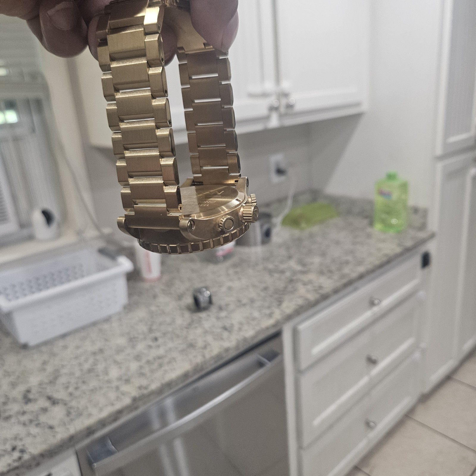 Nixon 51-30 Gold With White Face Brand New Battery All Links