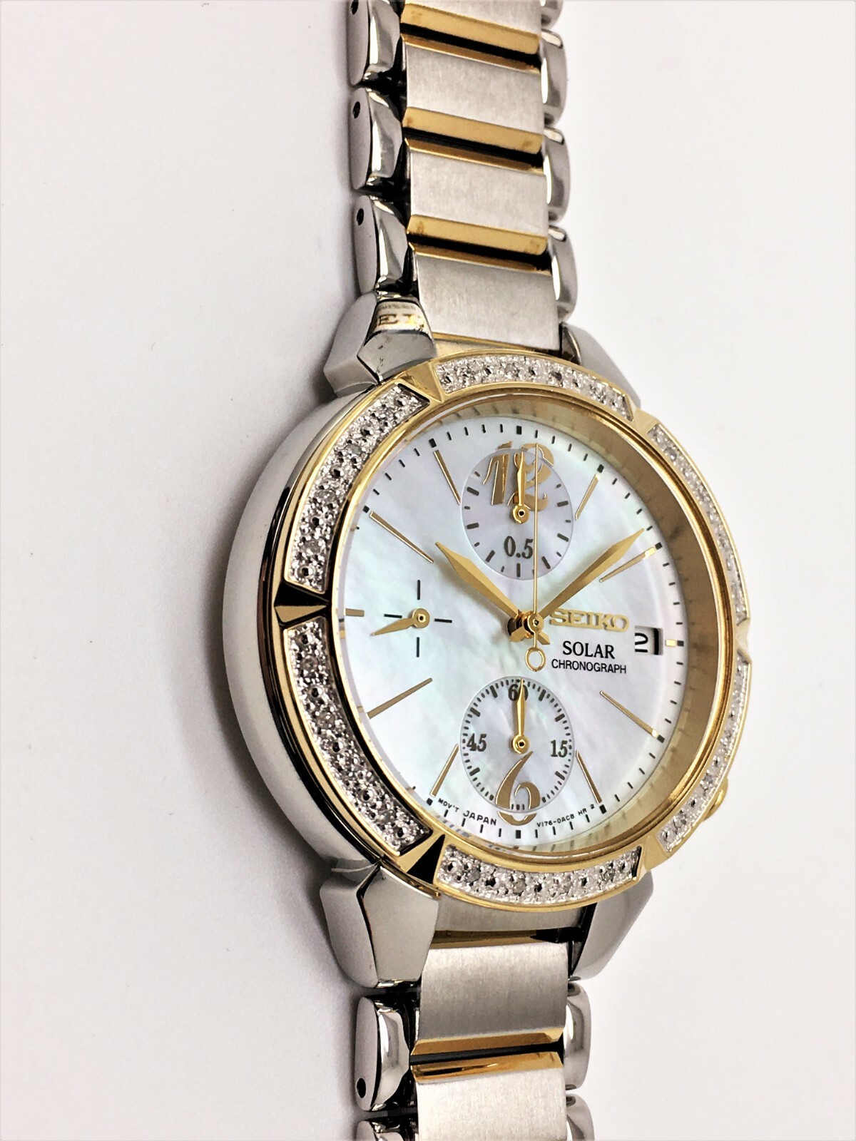 SEIKO LADIES V176-0AC0 “NOT-WORKING” 24 DIAMOND SOLAR CHRONOGRAPH WATCH SSC866