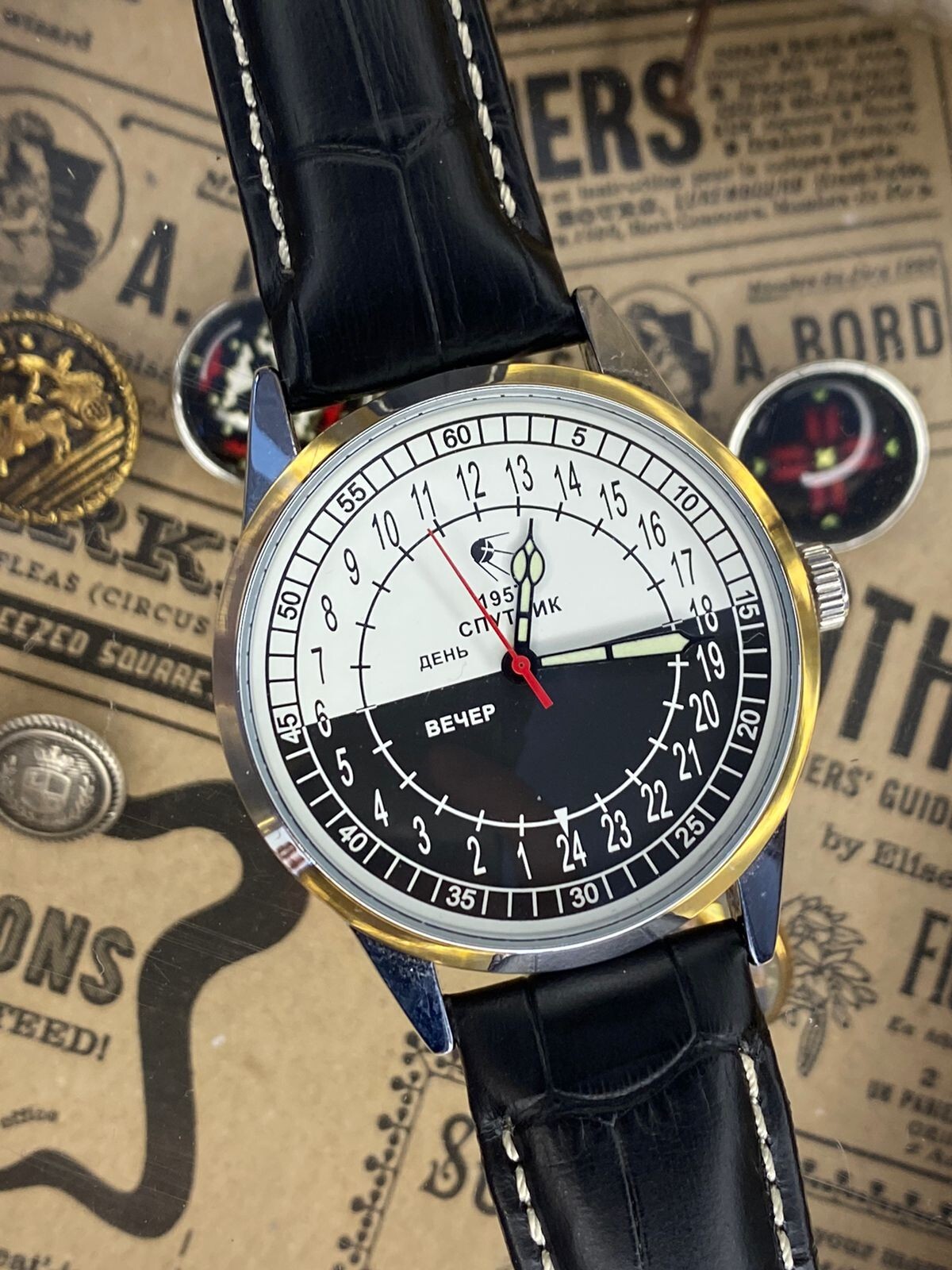 Vintage Watch Raketa 24h Sputnik Mechanical Wrist Men’s Russian Soviet USSR Day