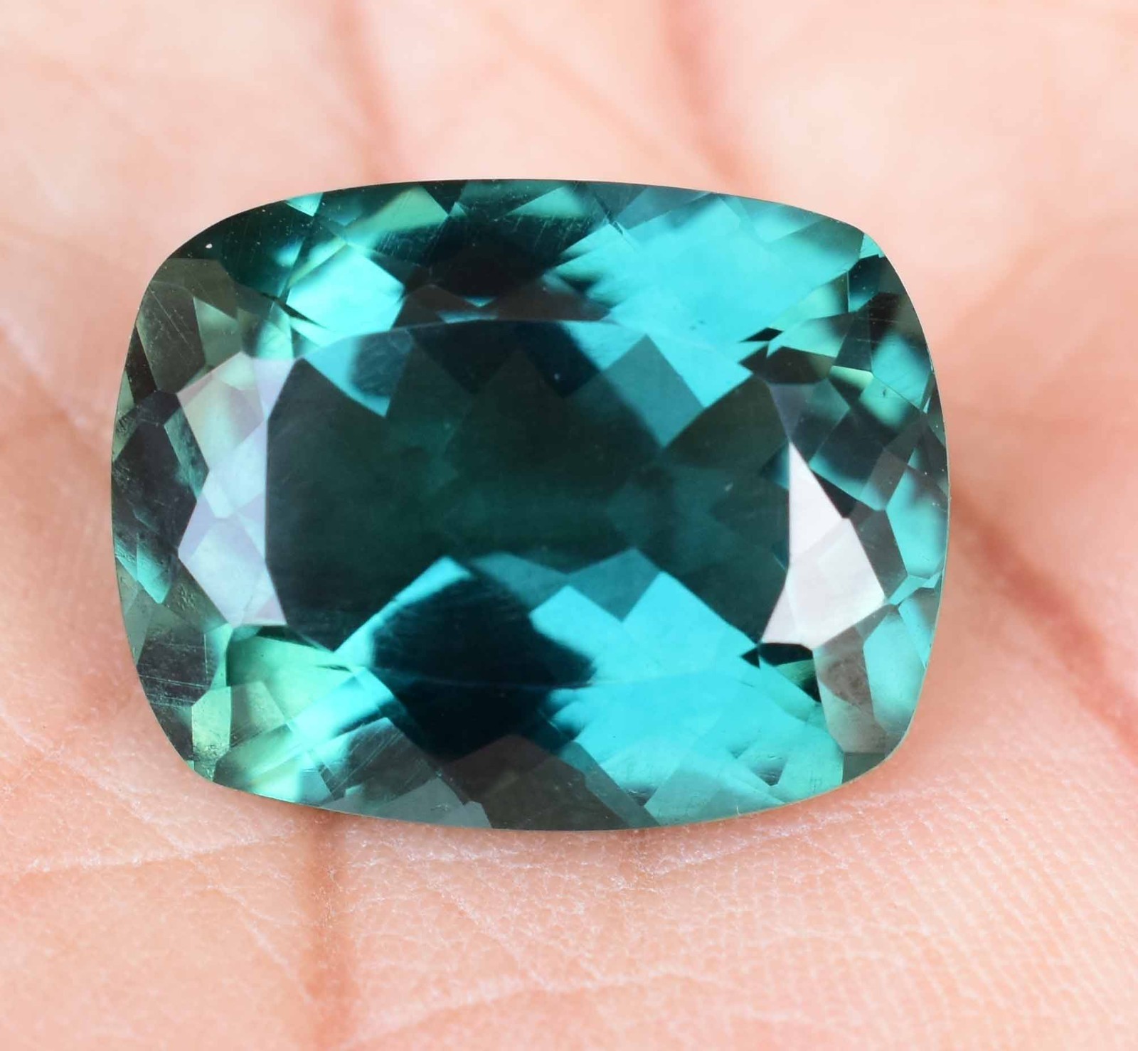 Natural Paraiba Tourmaline 20.25 Ct Greenish Neon Blue Copper Certified Gemstone