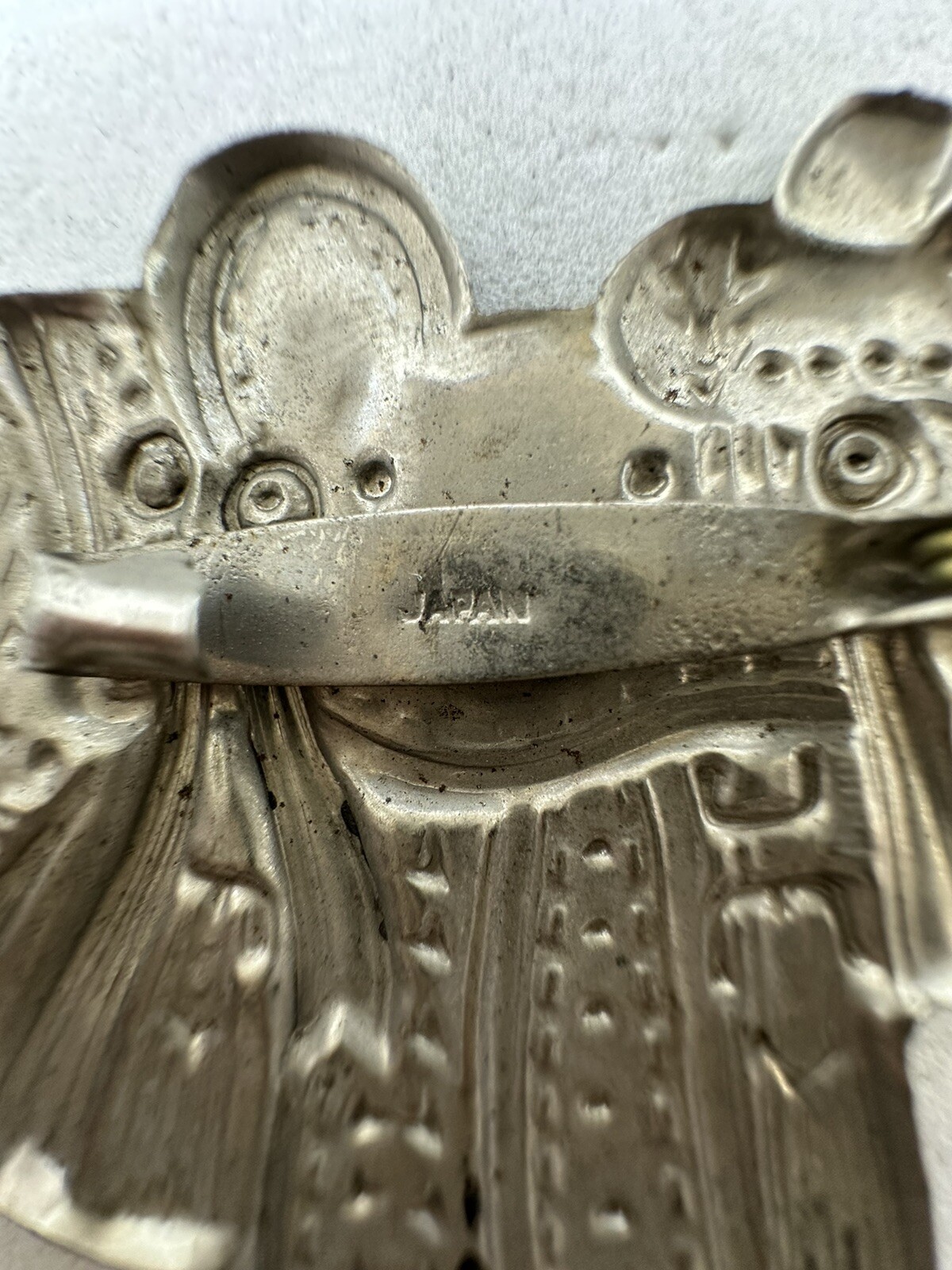 Vintage Horse Saddle Silver-Tone Brooch ~ Made in Japan ~ 2-1/8″ x 1-5/8″
