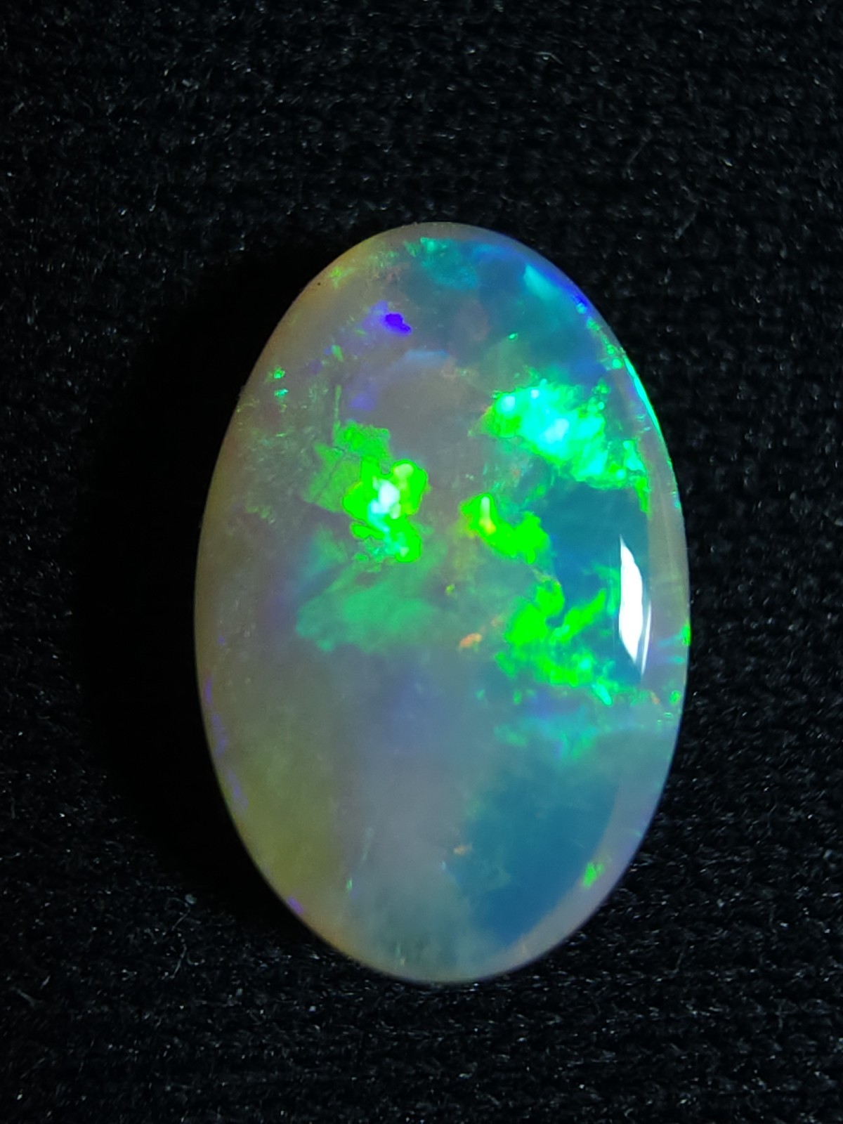 Natural Australian Lightning Ridge Opal 0.90c Radiant Green & Yellow