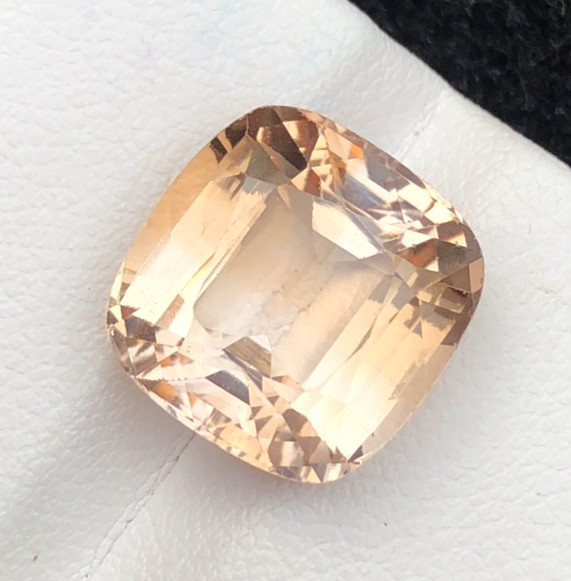 10.50 Carat Natural Light Brown Color Faceted Topaz