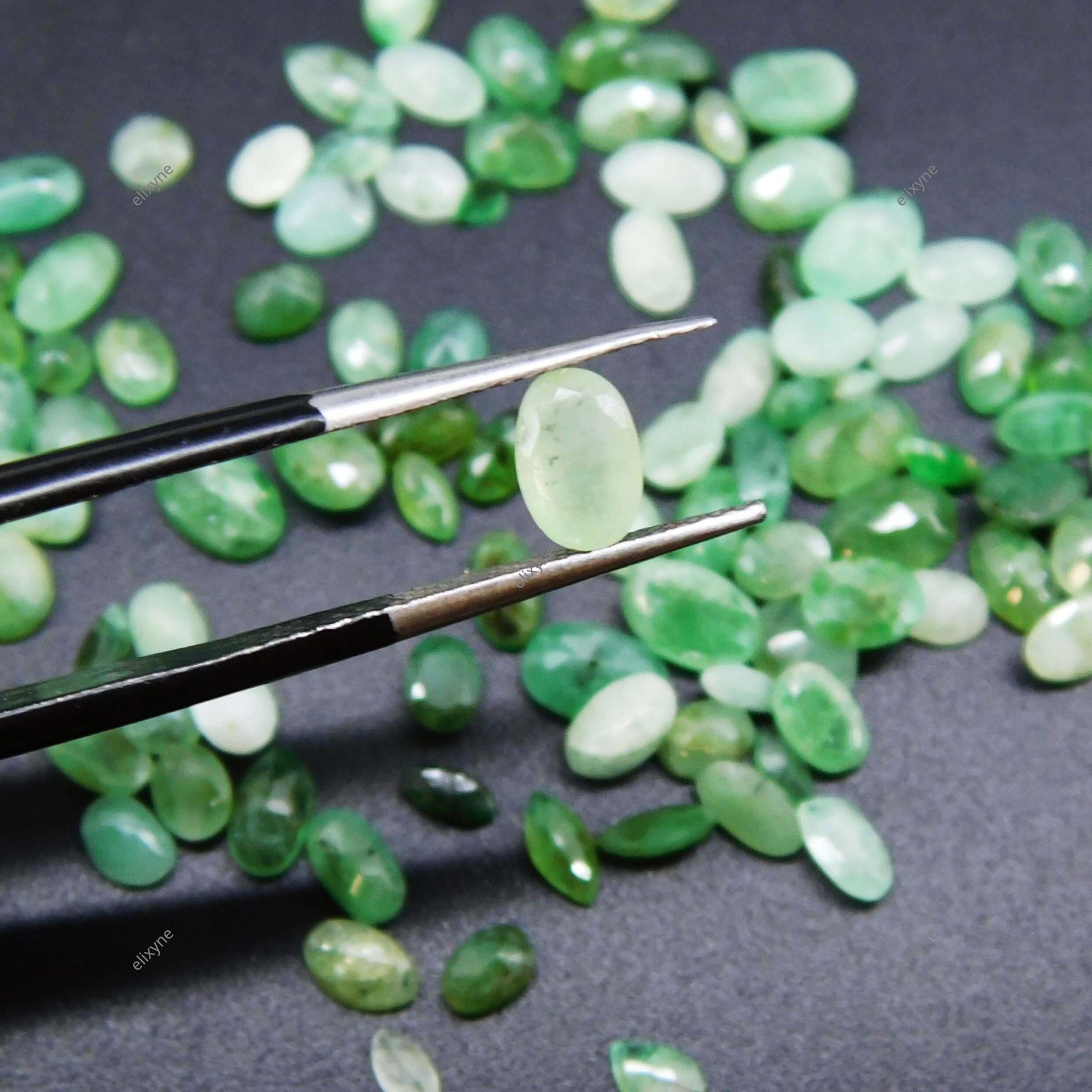 Lot of 126 Pcs 25 Cts Natural Green Emerald Oval Cut Certified Loose Gemstones