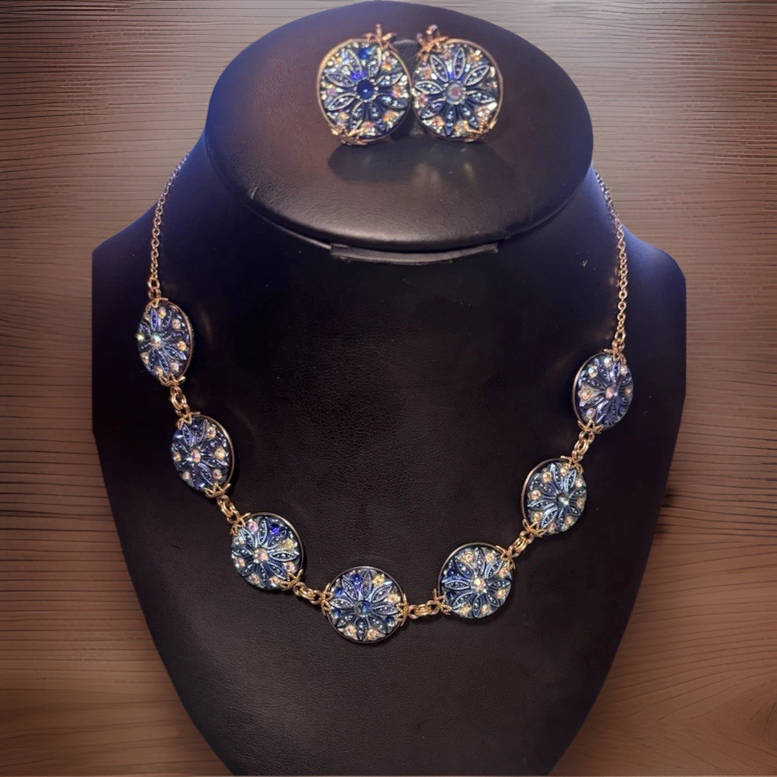 Hillcraft Castlecraft Gold Filled Glass Medallion Flower Necklace & Earrings