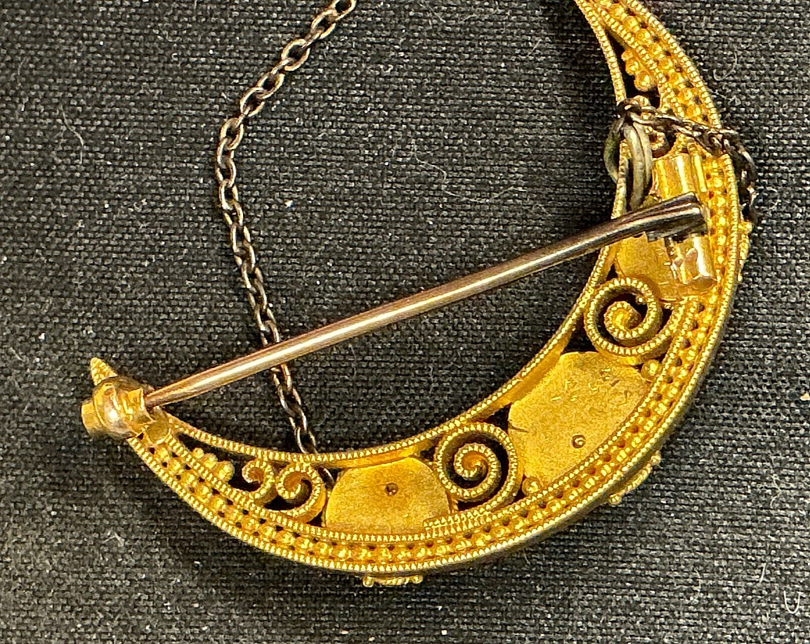 Victorian 18K Gold Crescent Moon Brooch Pin Ruby Diamond Sapphire Etruscan 7g