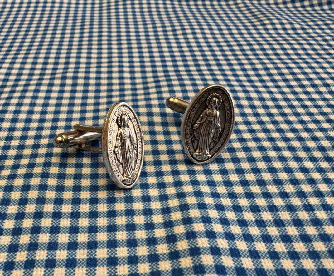 Mother Mary Cufflinks Virgen María Religious Jewelry for Men Catholic Cufflinks