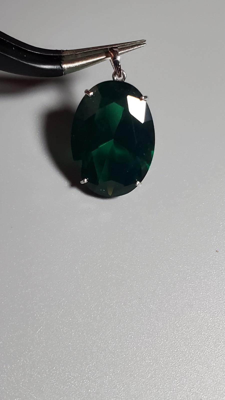 7.83 CT LAB CREATED EMERALD 10KT SOLID WHITE GOLD PENDANT 13MM X 18MM