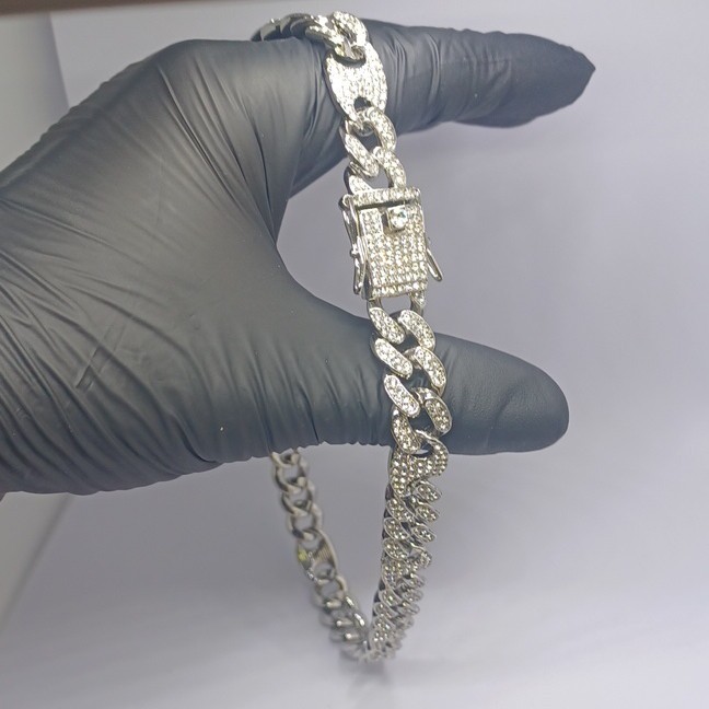 18″ 12mm Crystal Paved Miami Gucci Link 3 Point Paved Box Clasp