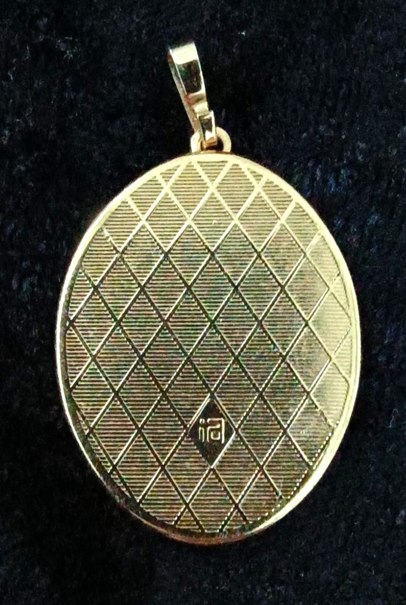 Damascene Unusual Oval Pendant Bird Flowers Scrollwork 24 KT Inlay Midas Spain