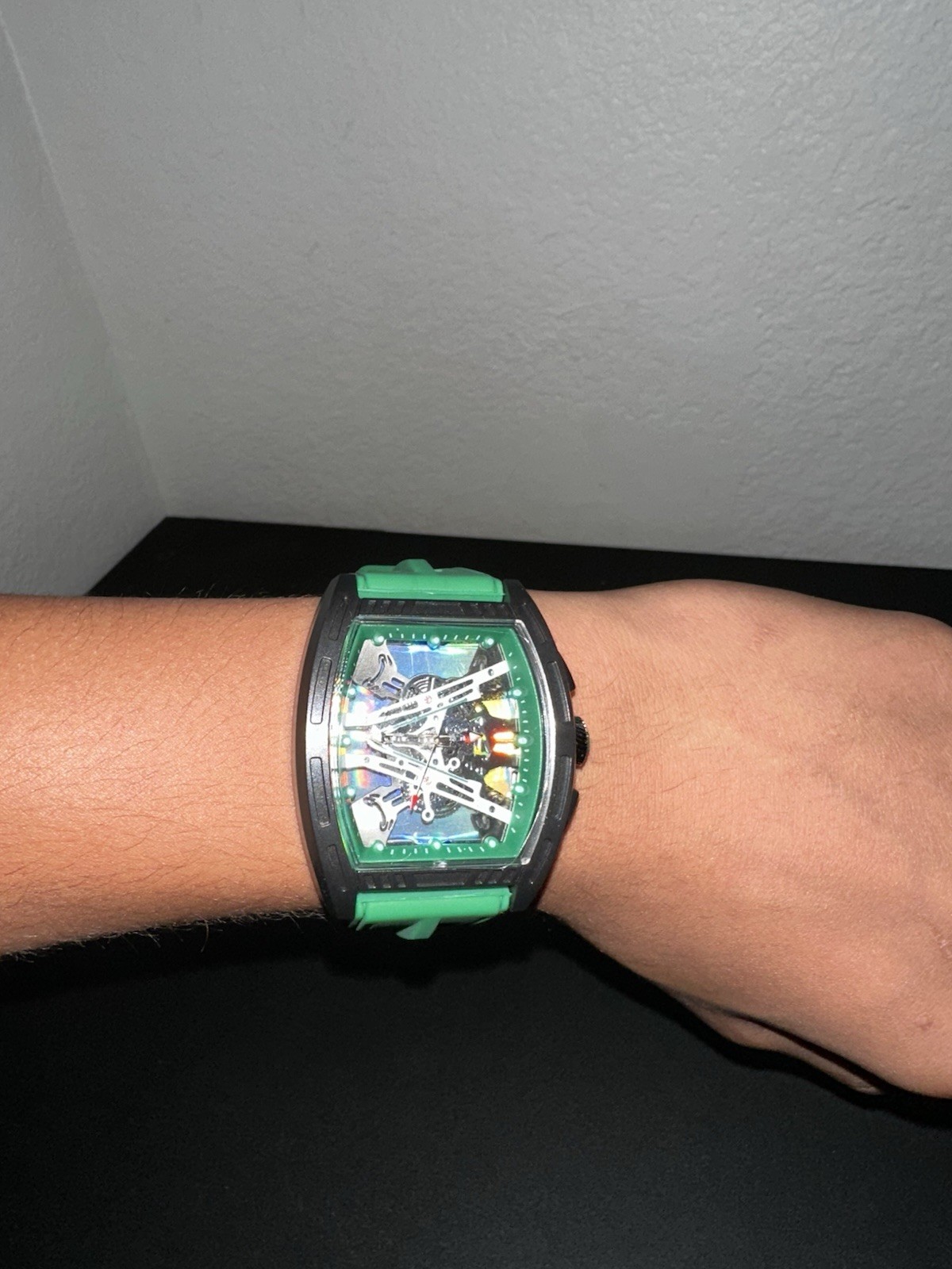 Tonneau Analog Wristwatch Black Case/Bezel Green Rubber Strap Arabic Dial